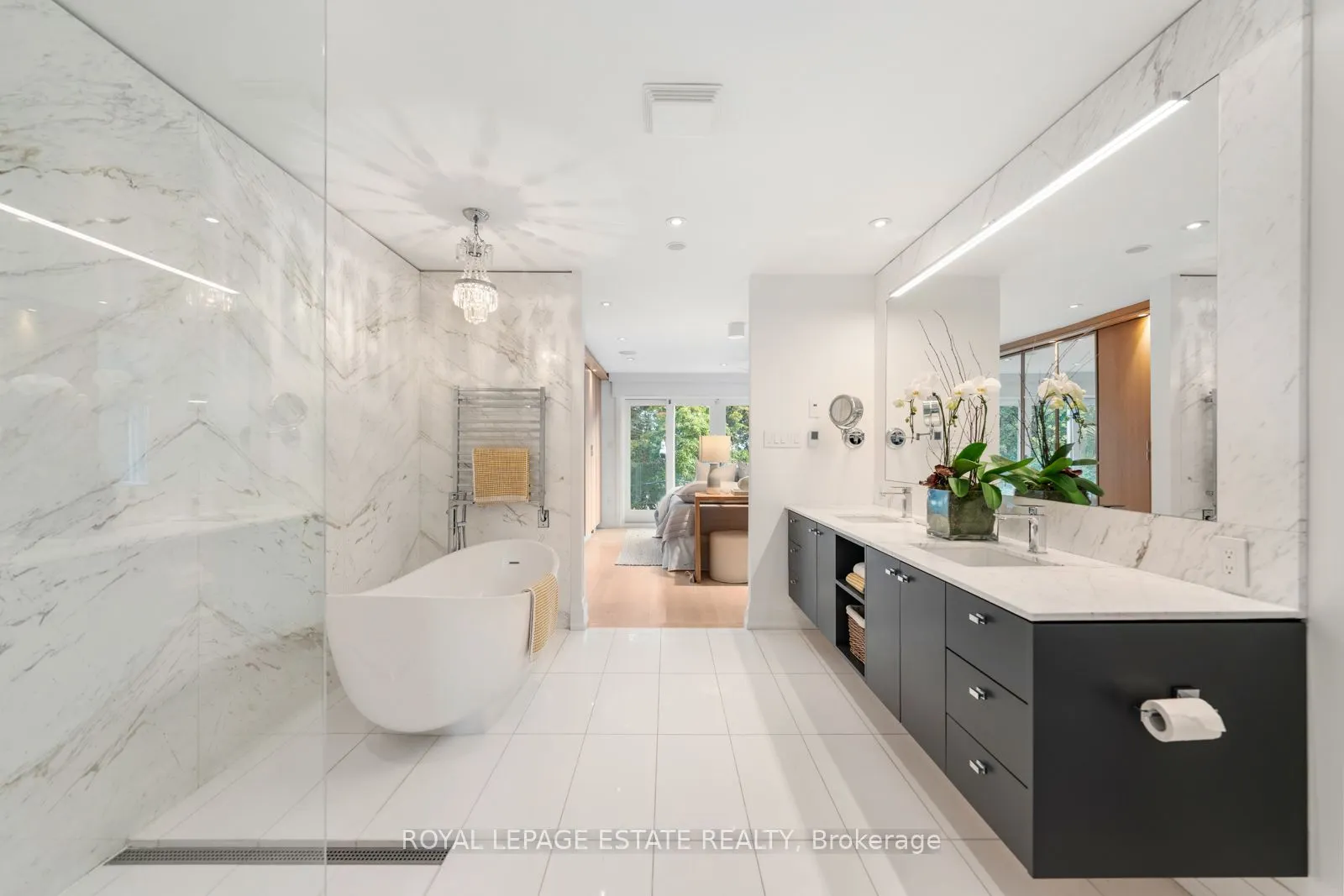 62 Hubbard Boulevard