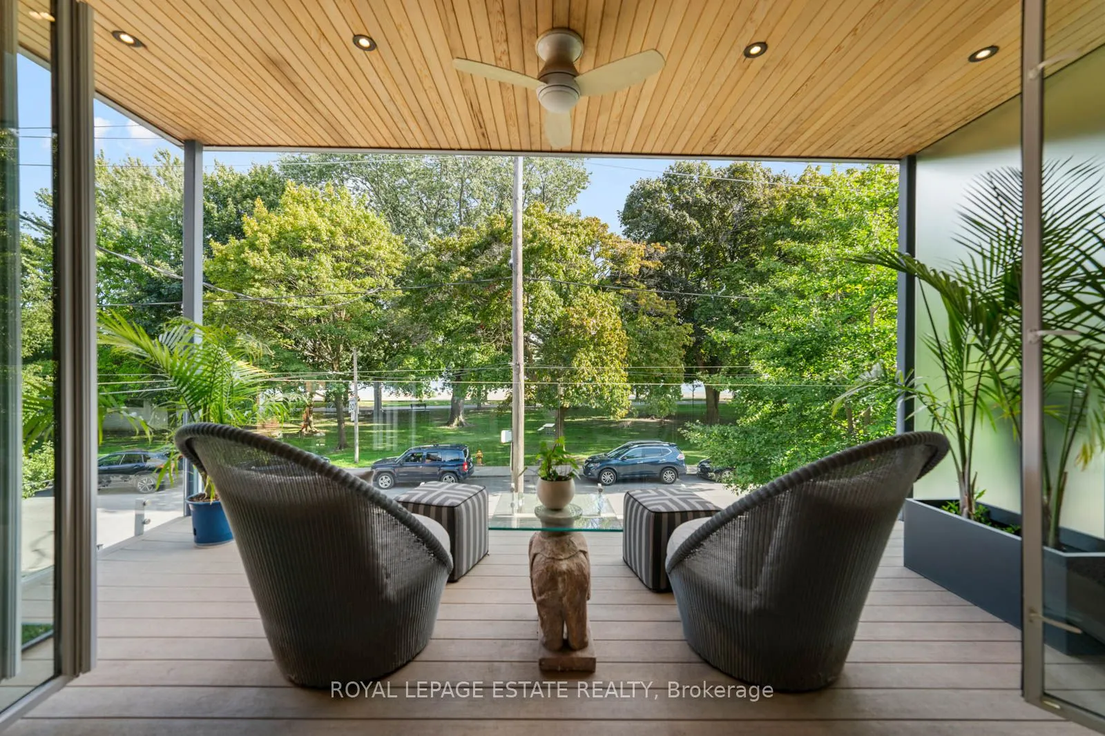 62 Hubbard Boulevard