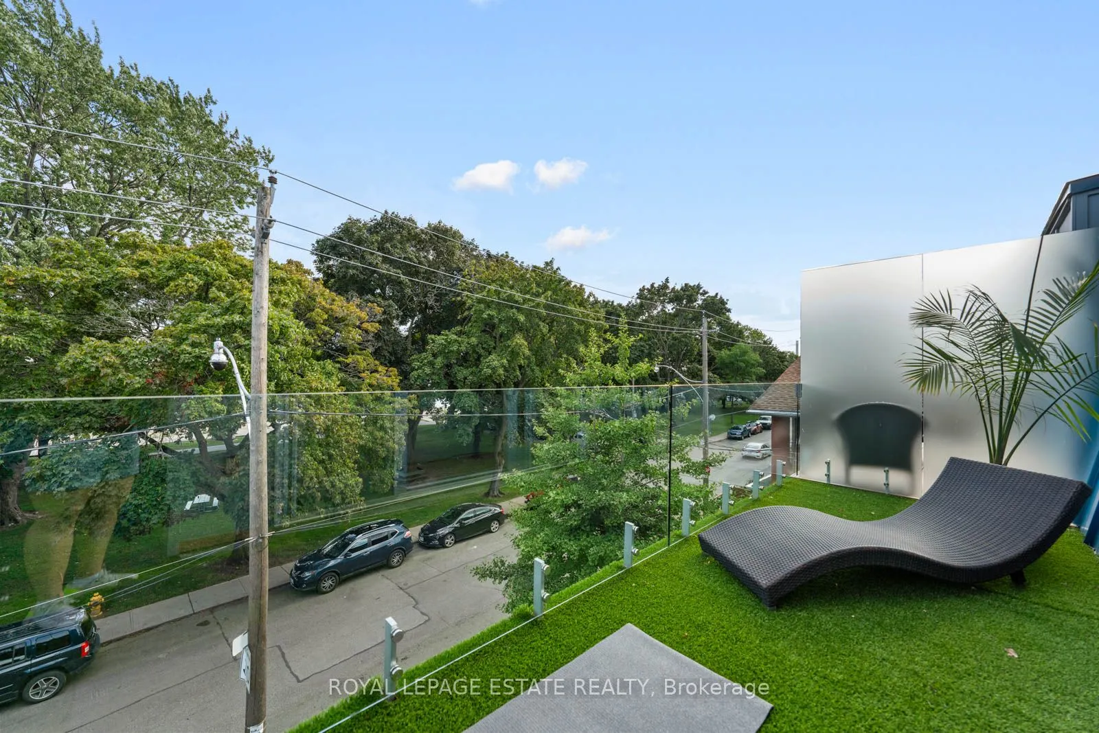 62 Hubbard Boulevard