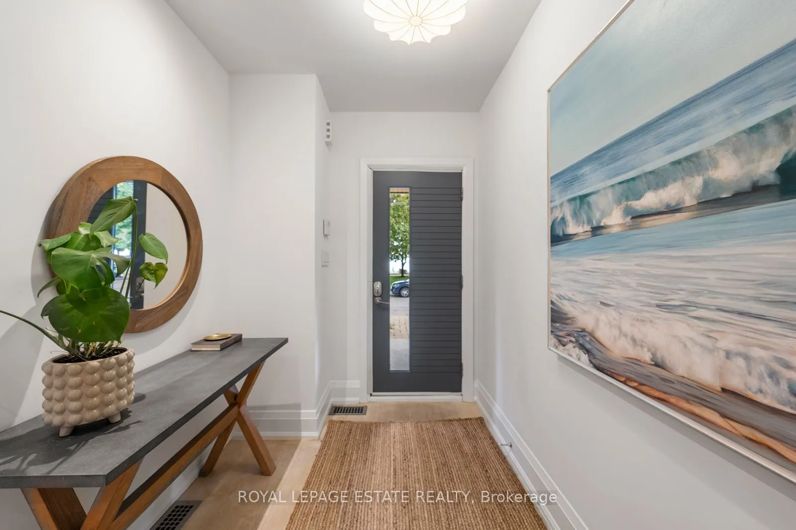 62 Hubbard Boulevard