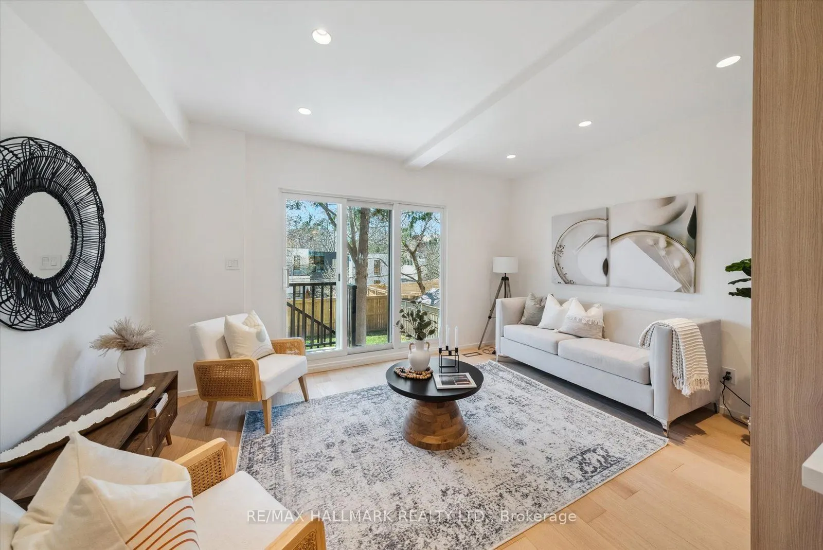 7 Ivy Avenue