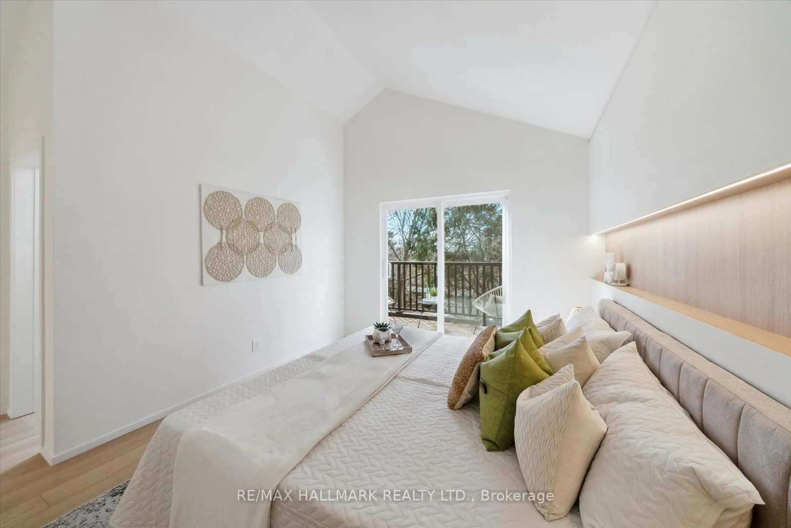 7 Ivy Avenue