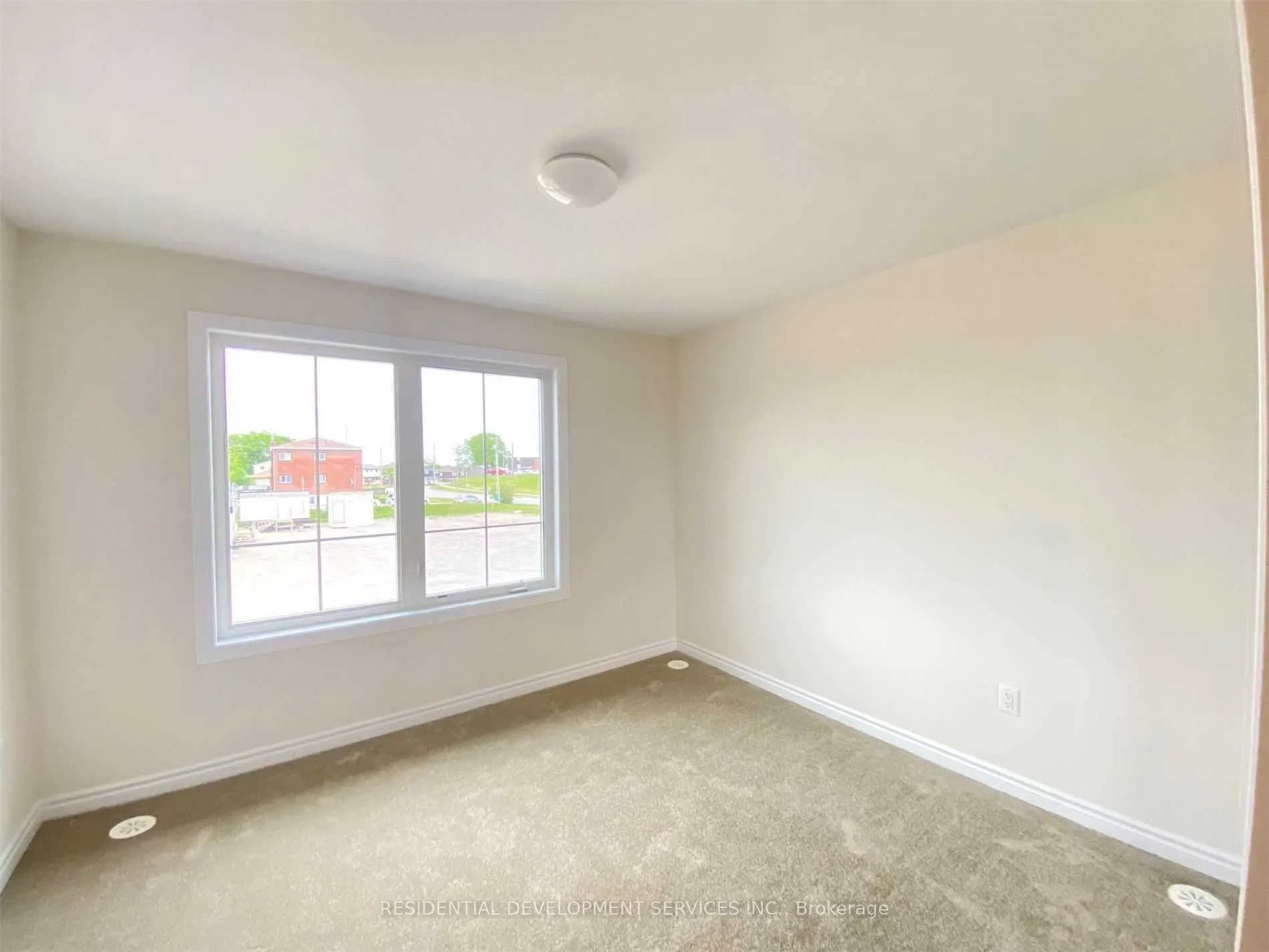 465 Beresford Path, #8