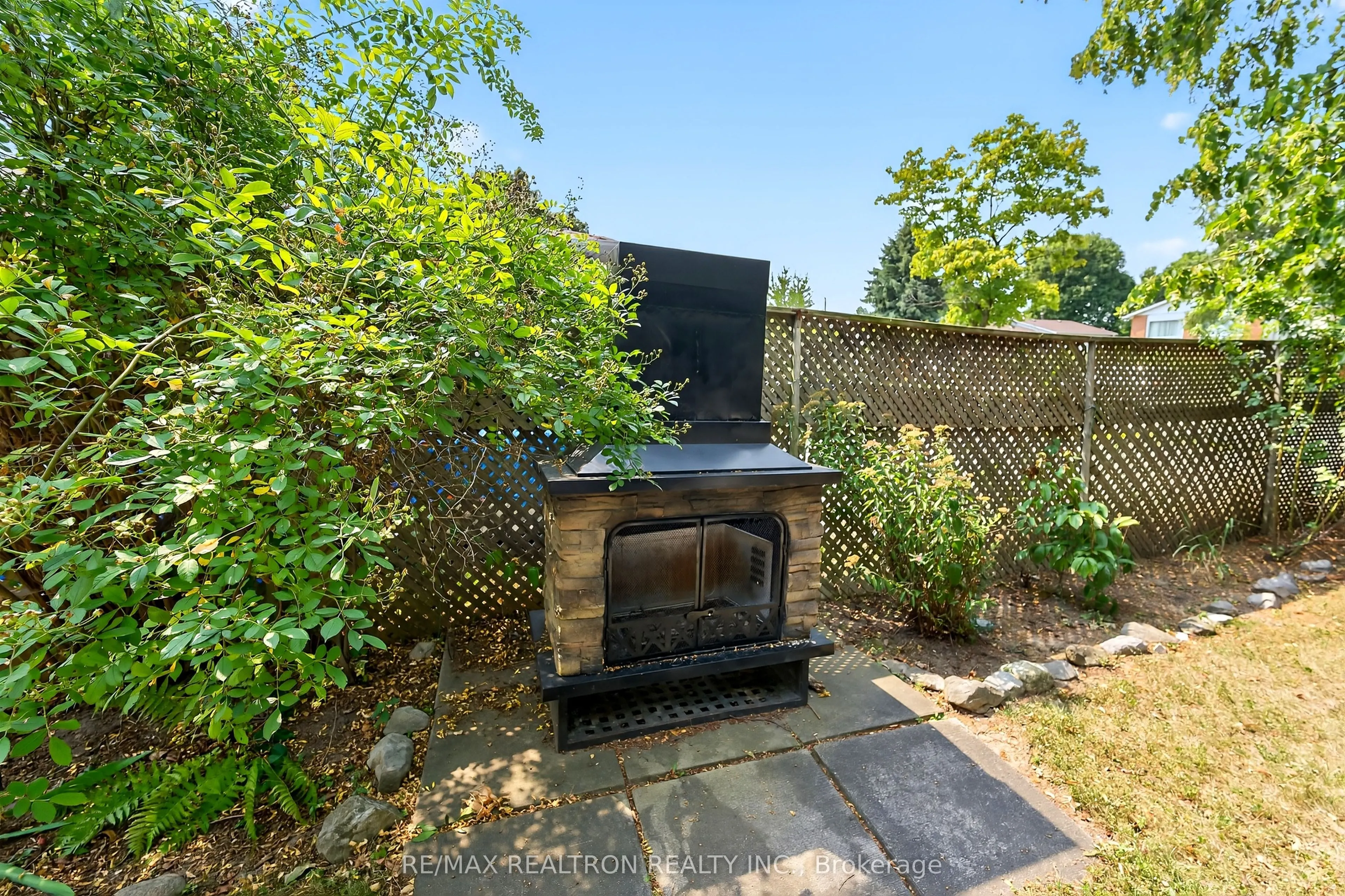 356 Burrows Hall Boulevard
