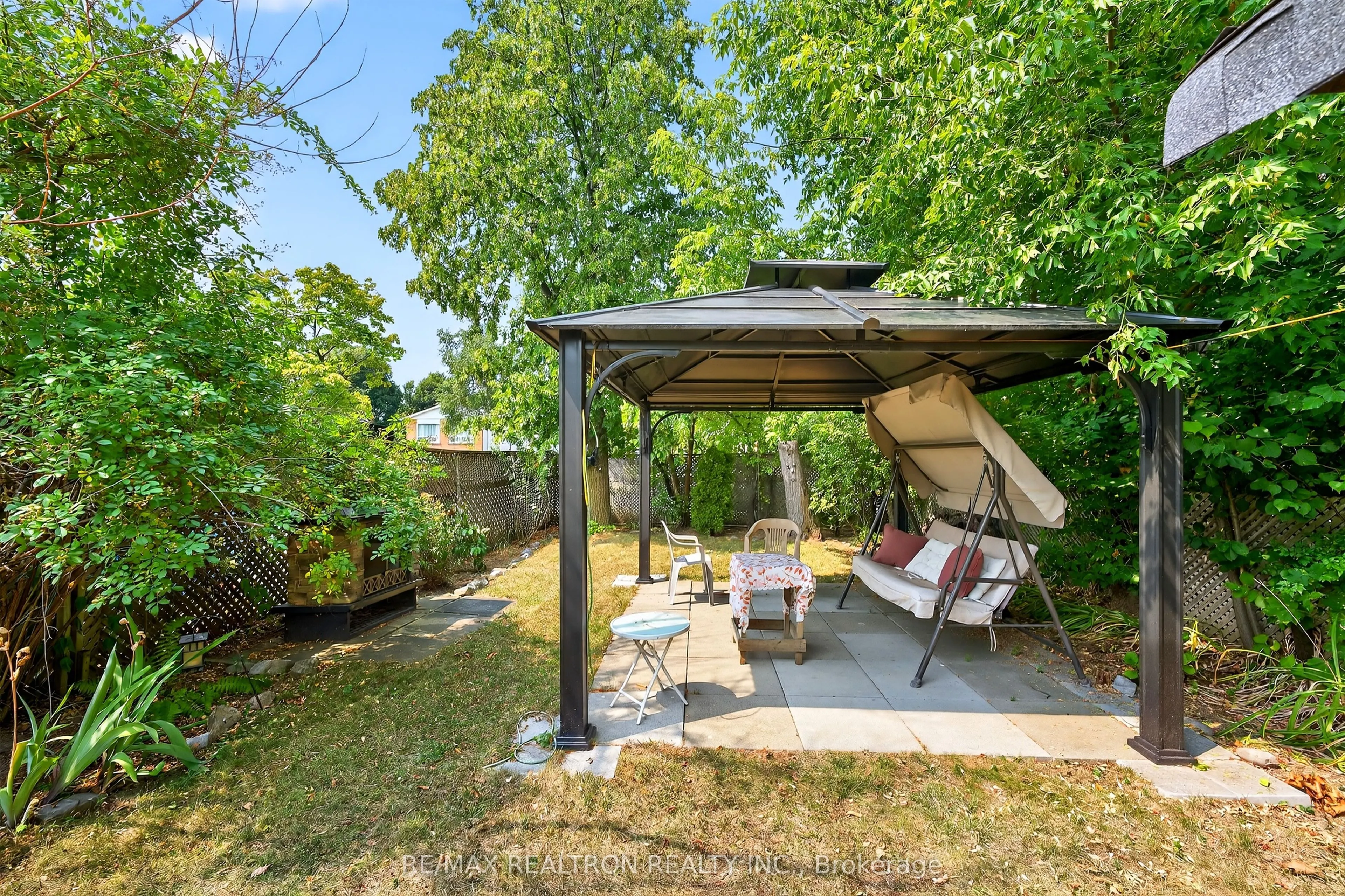 356 Burrows Hall Boulevard