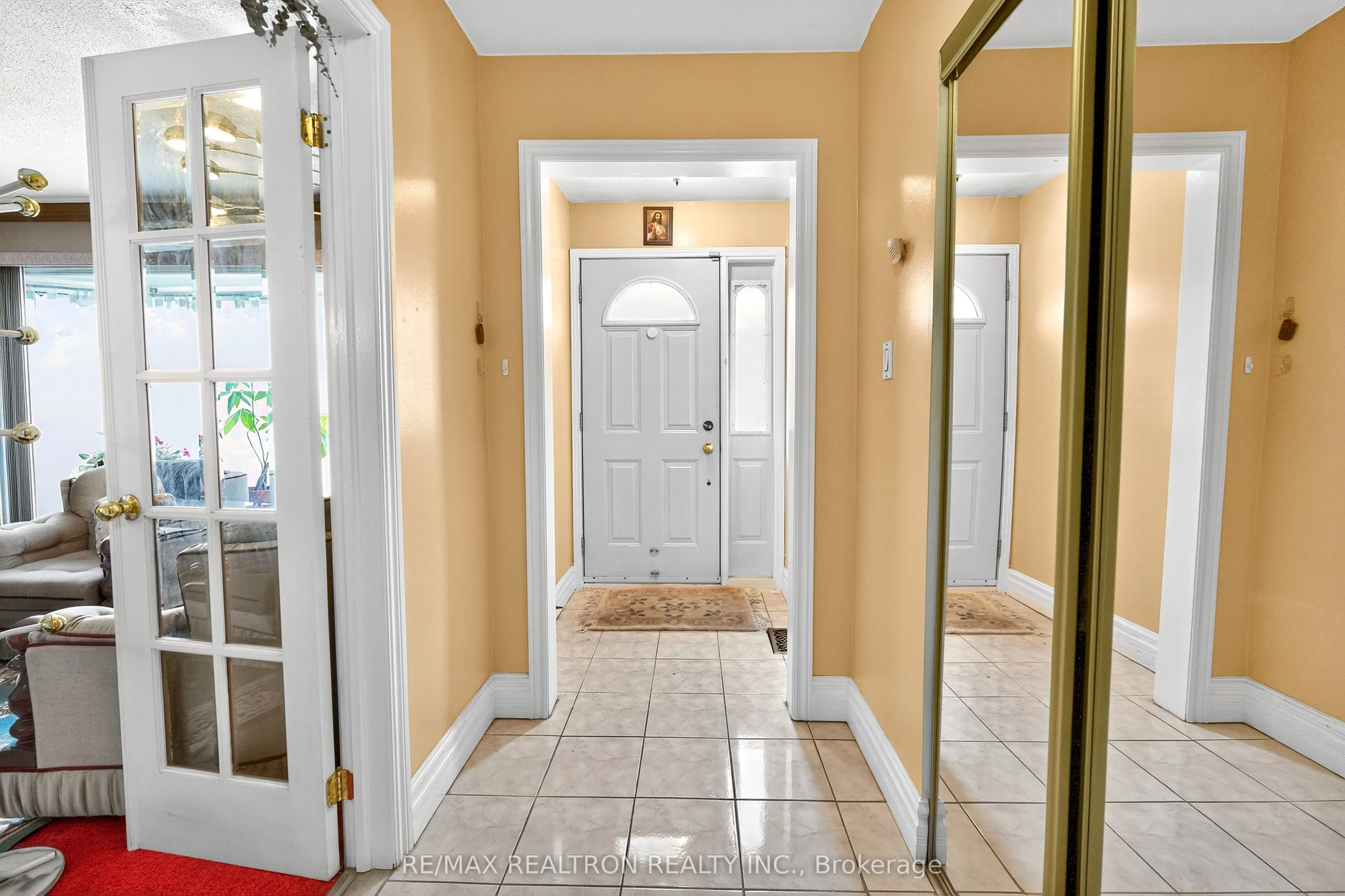 356 Burrows Hall Boulevard