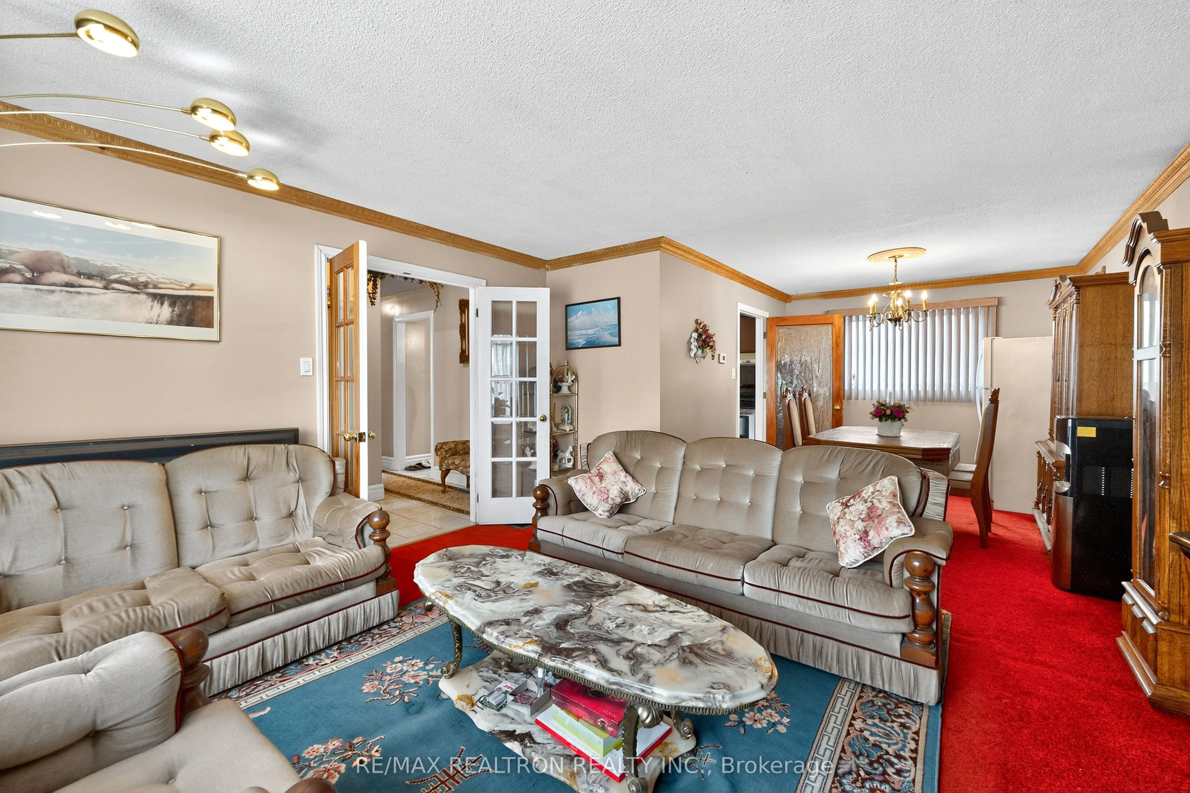 356 Burrows Hall Boulevard