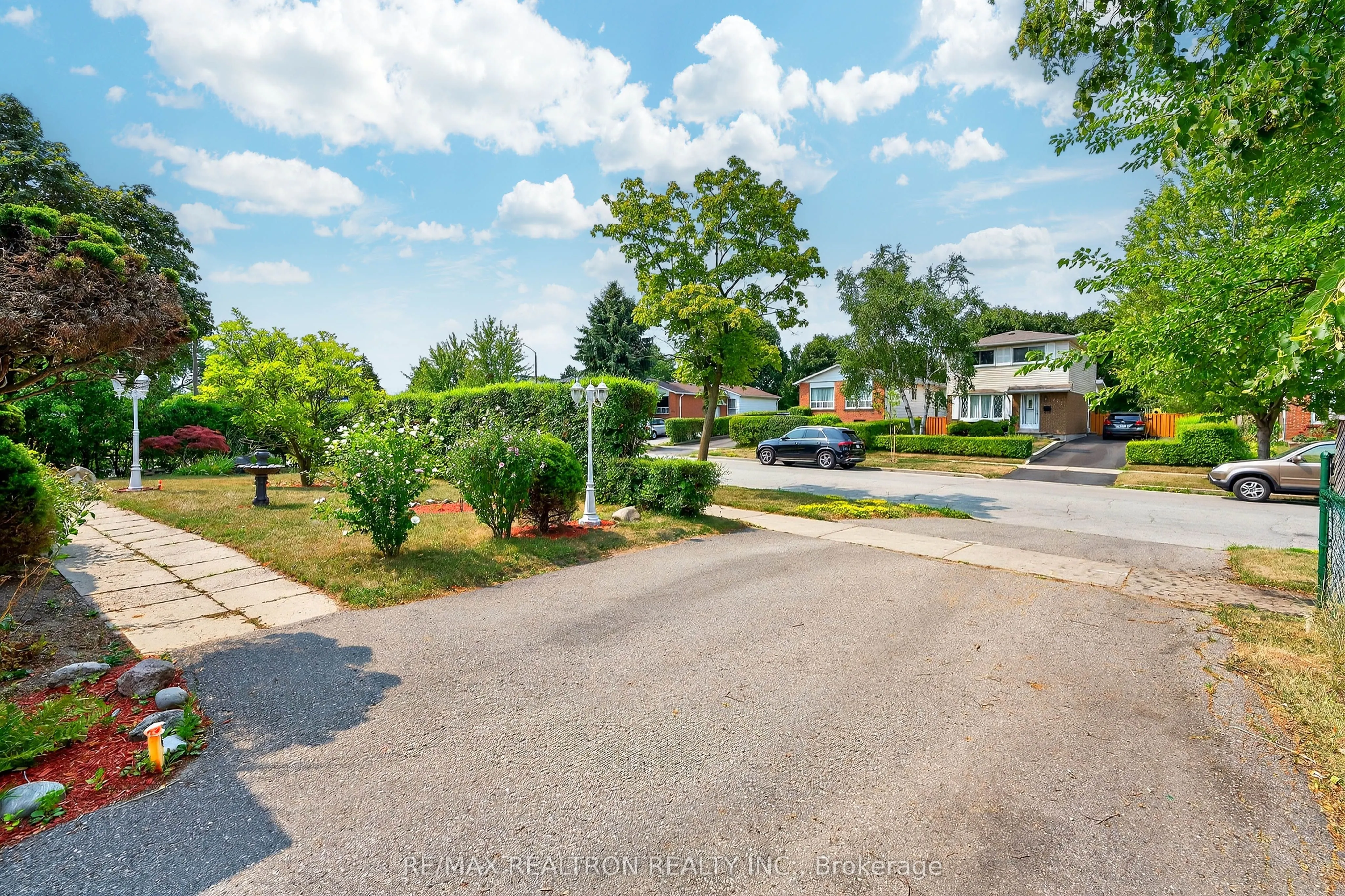 356 Burrows Hall Boulevard