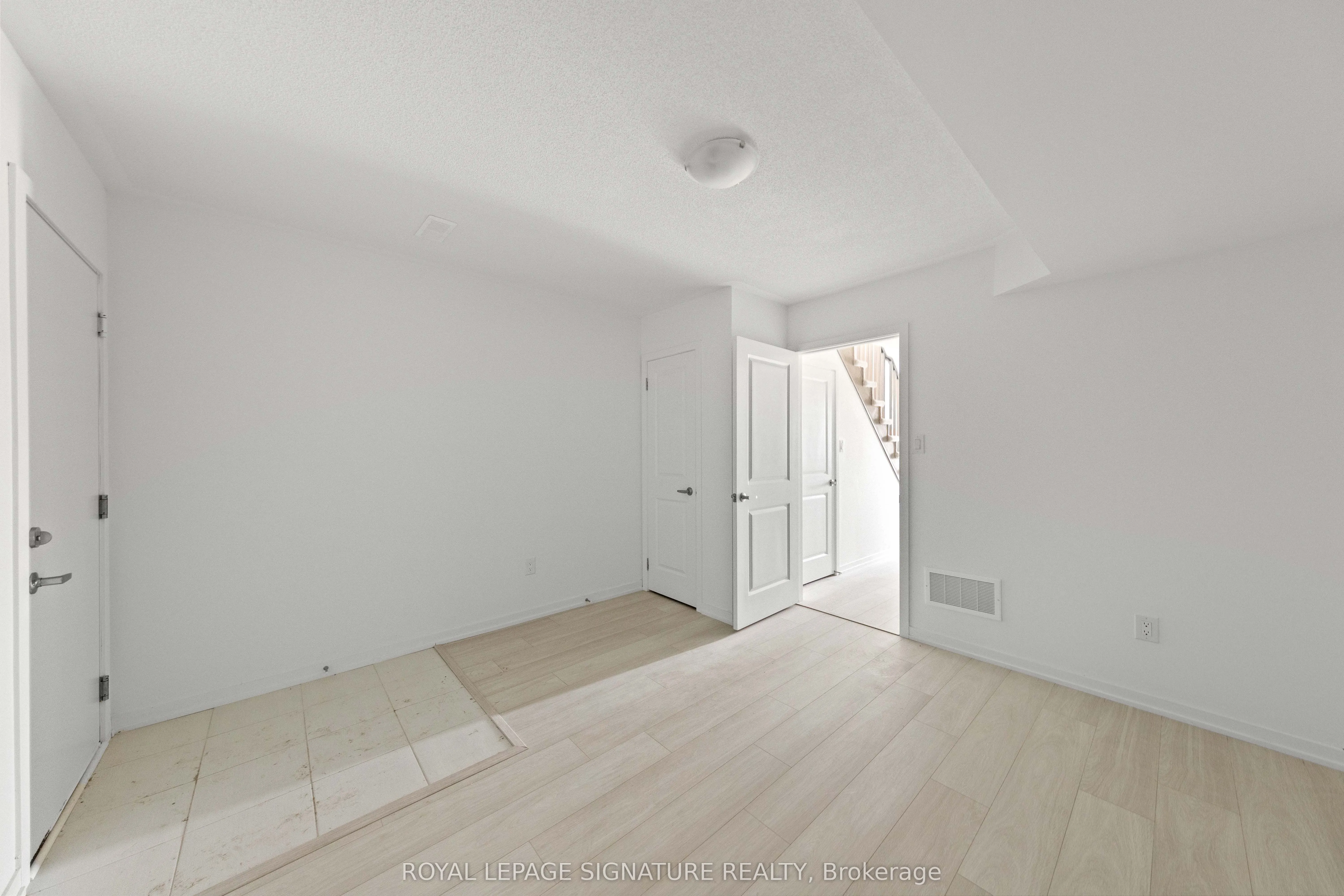 48 Bateson Street