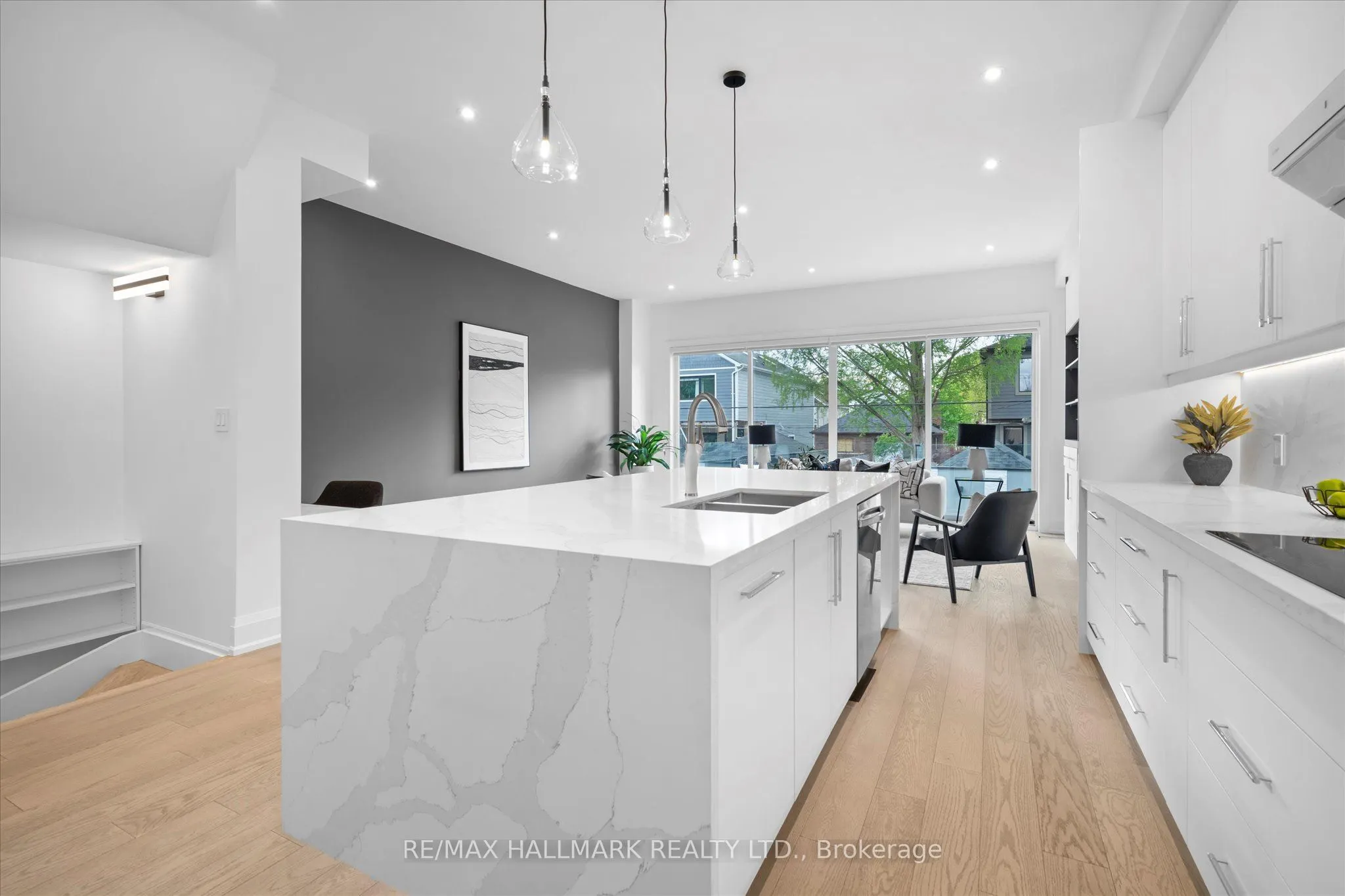 40 Manderley Drive