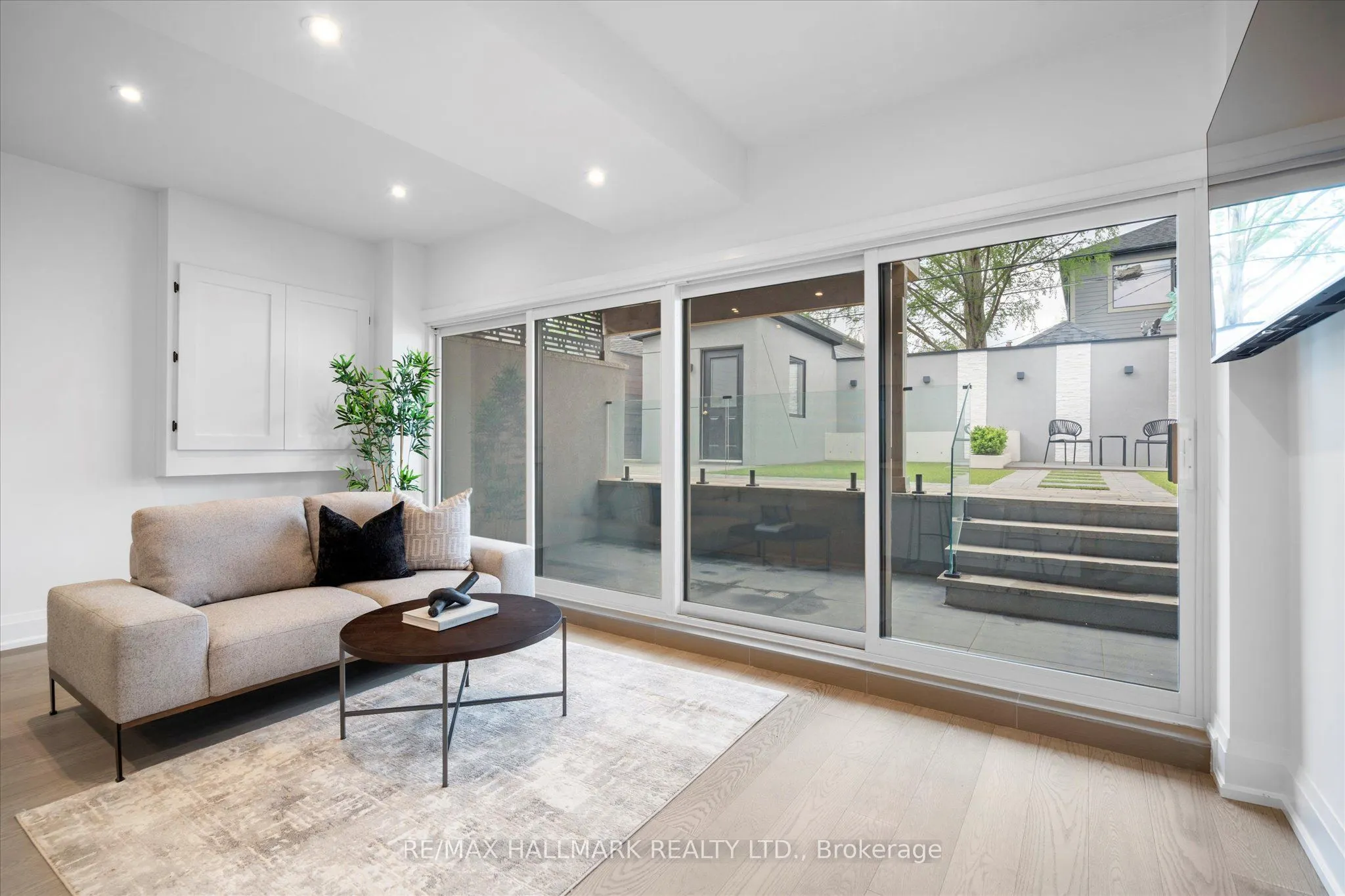 40 Manderley Drive
