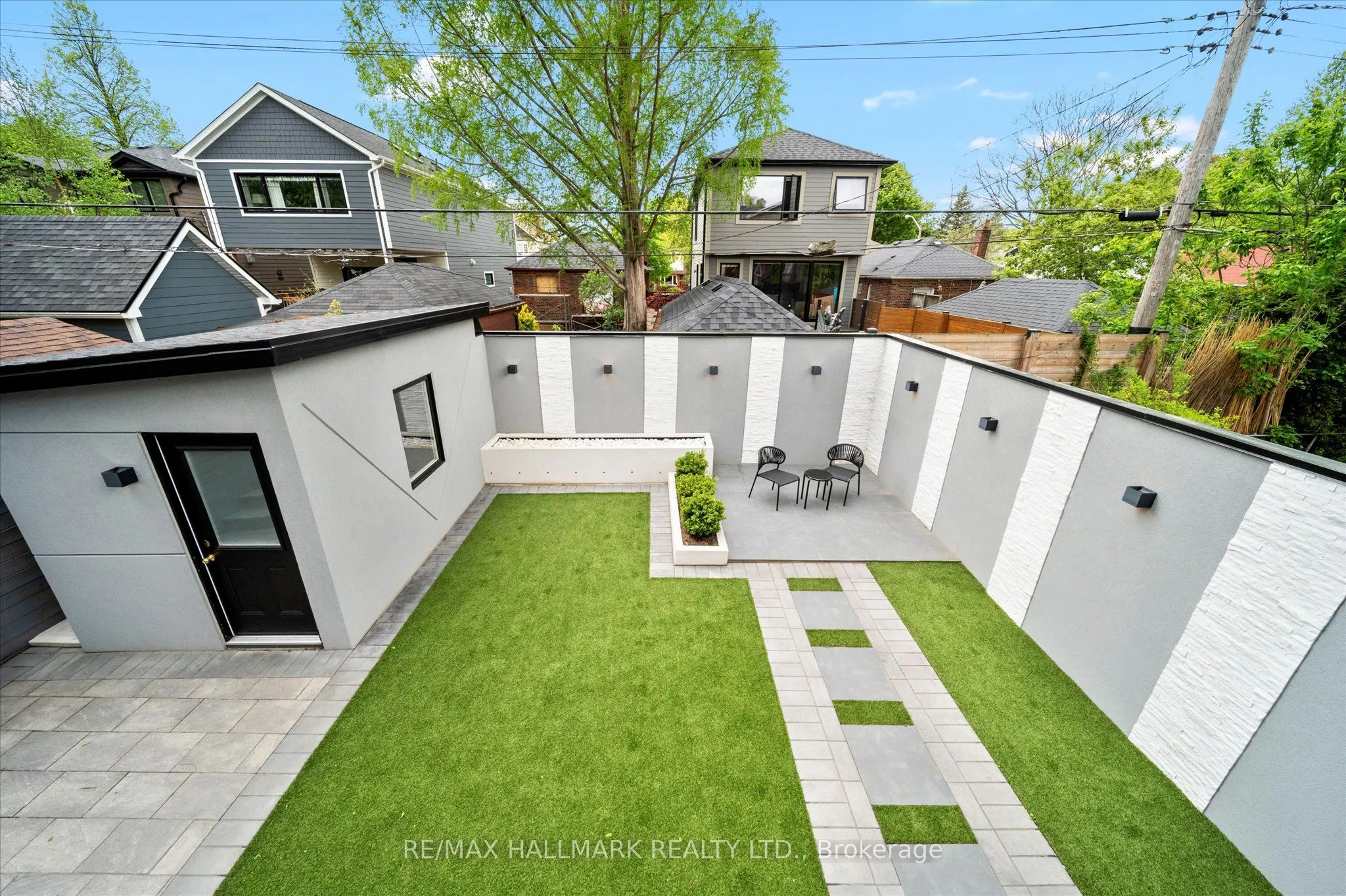 40 Manderley Drive