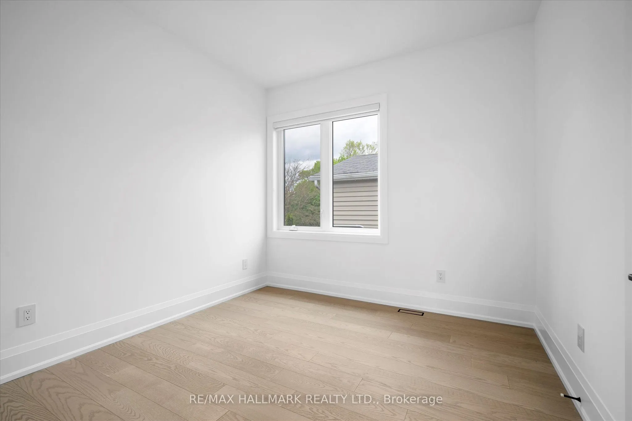 40 Manderley Drive