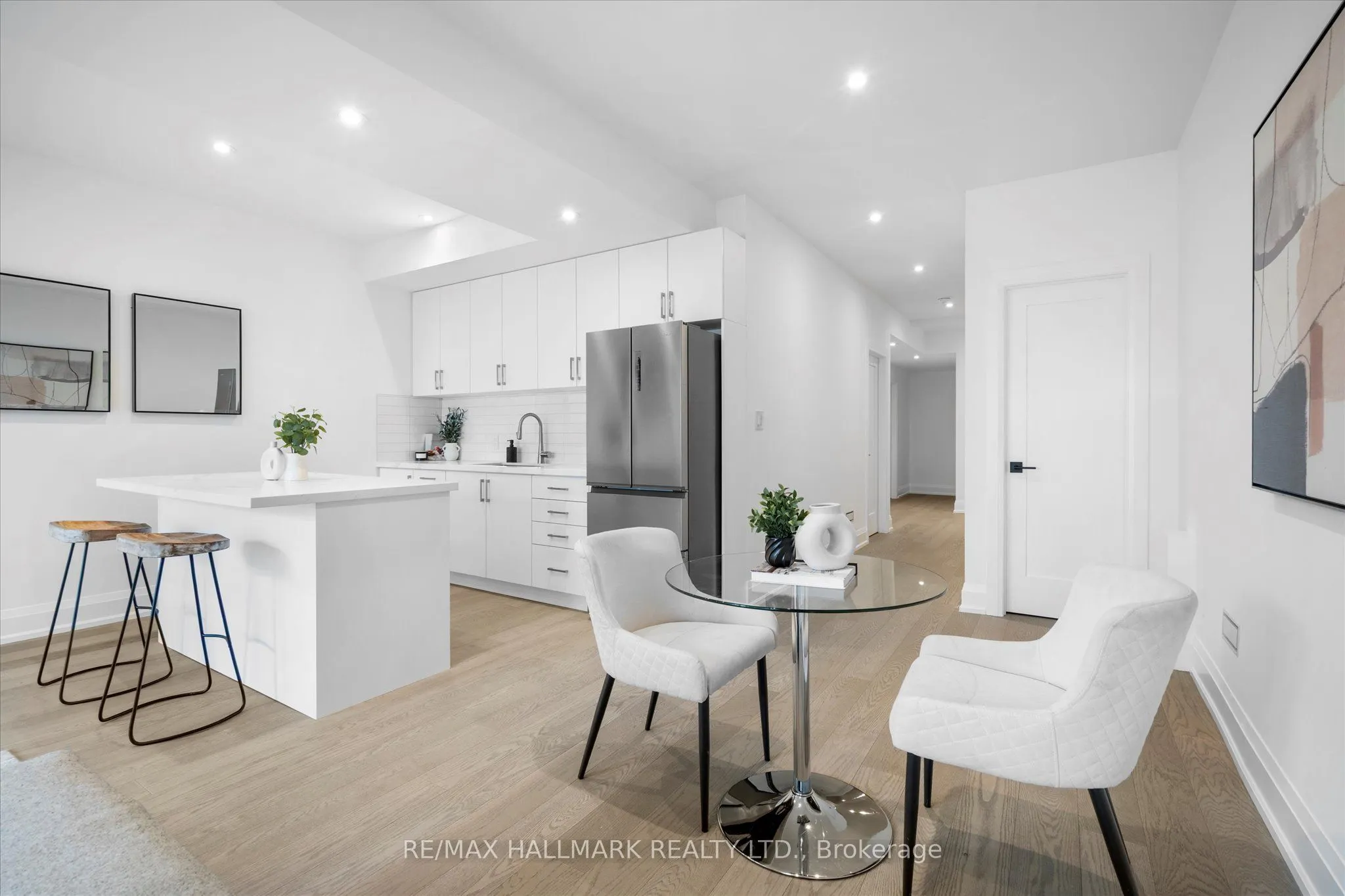 40 Manderley Drive