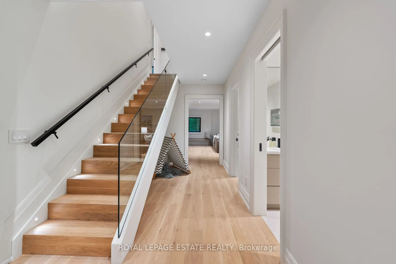 21 Glen Davis Crescent