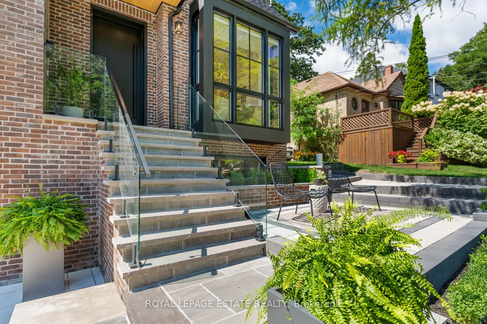 21 Glen Davis Crescent