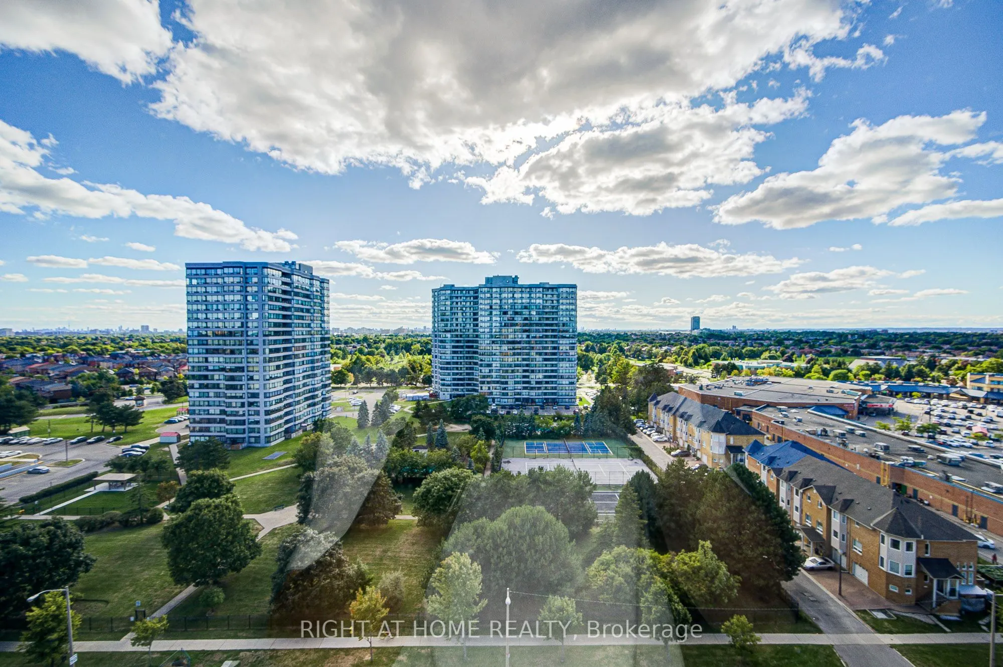 88 Alton Towers Circle, #1501