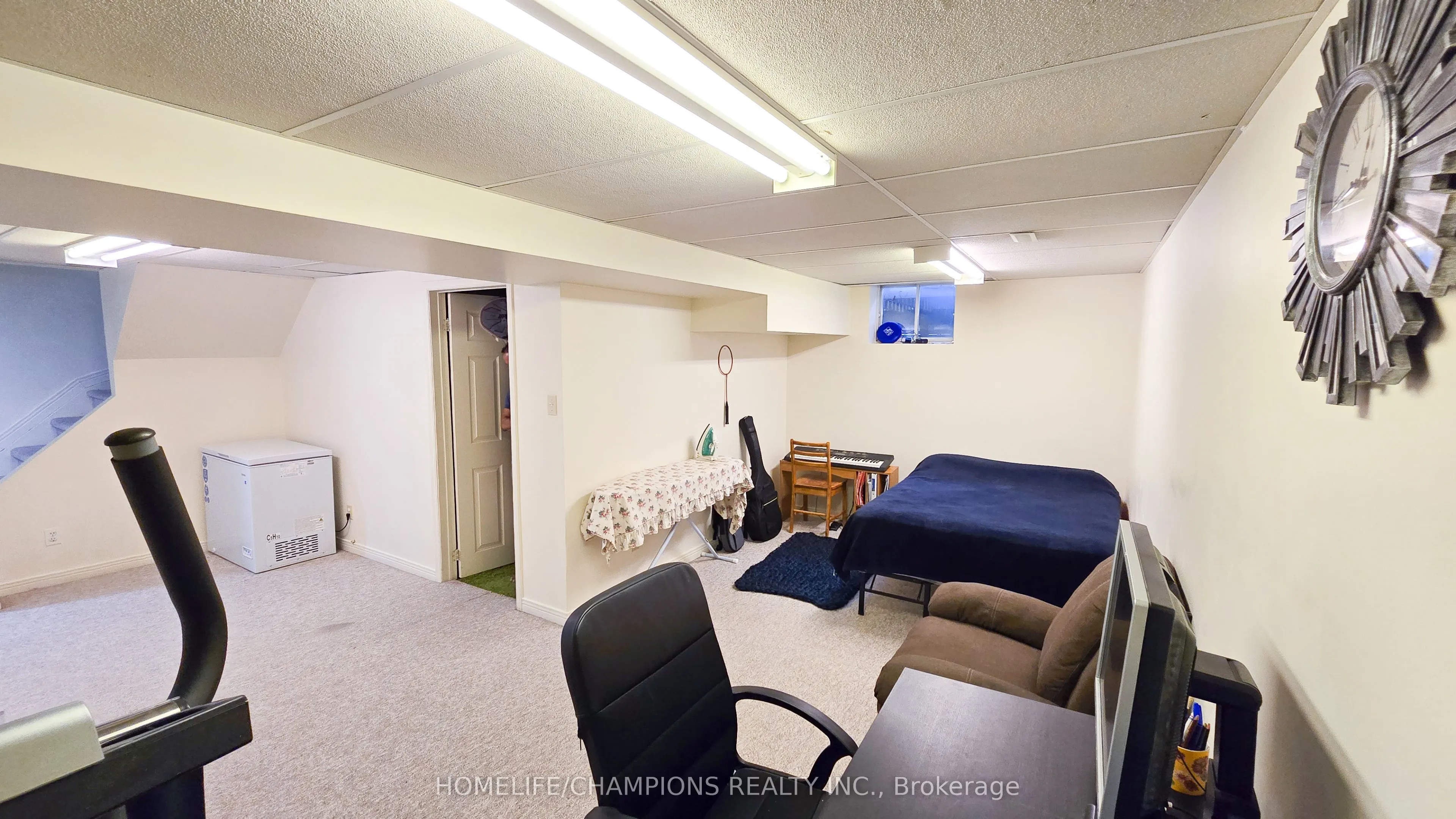164 Wright Crescent