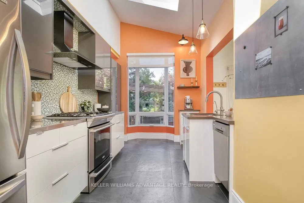 24 Lyncroft Drive