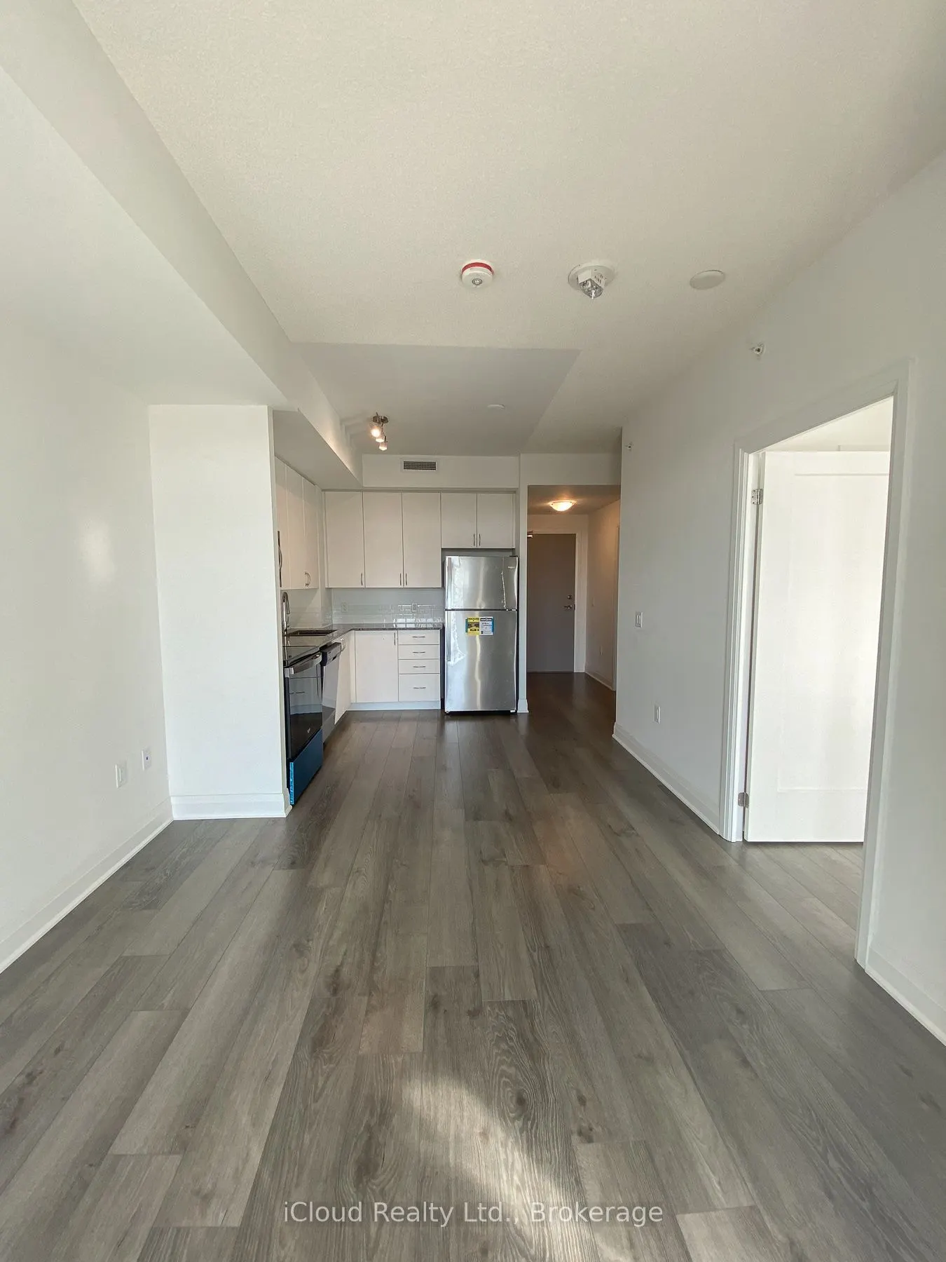 3220 Sheppard Avenue E, #314