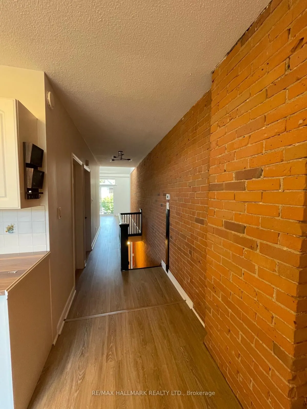 142 Parkmount Road, #Upper