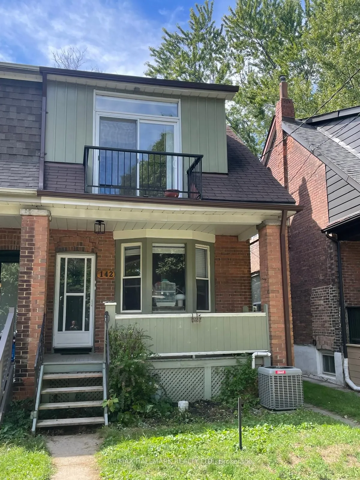 142 Parkmount Road, #Upper