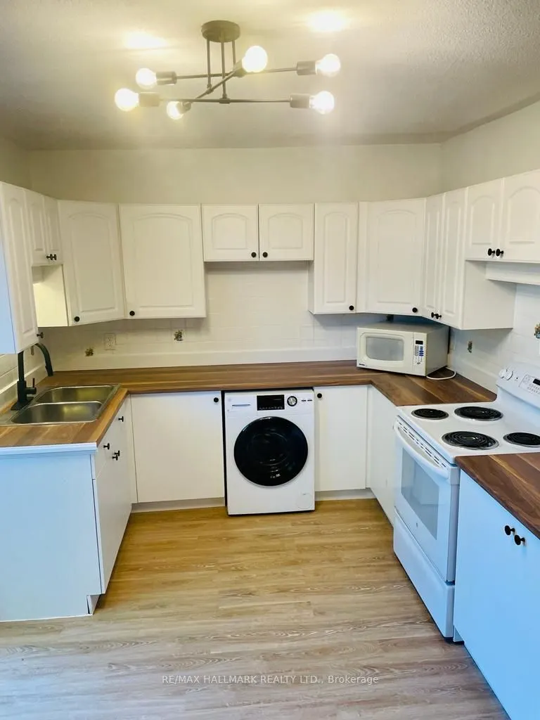 142 Parkmount Road, #Upper