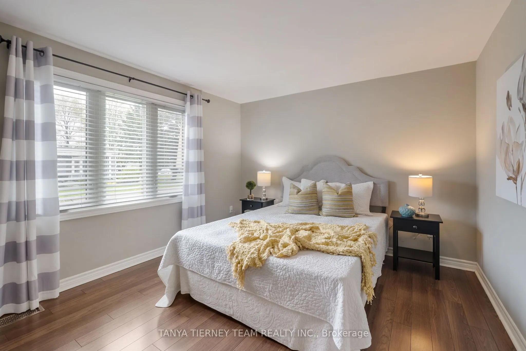 18 The Cove Road