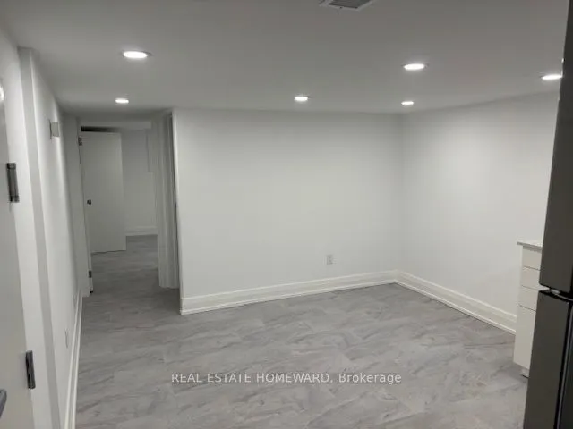 8 McGee Street, #Lower
