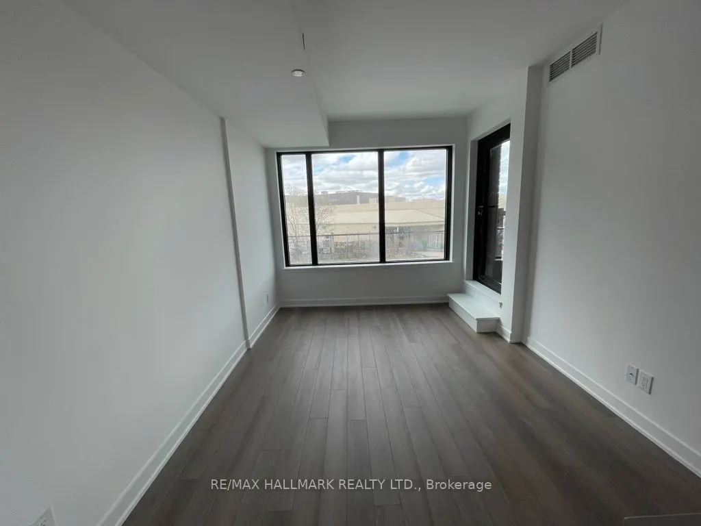 2799 Kingston Road, #203