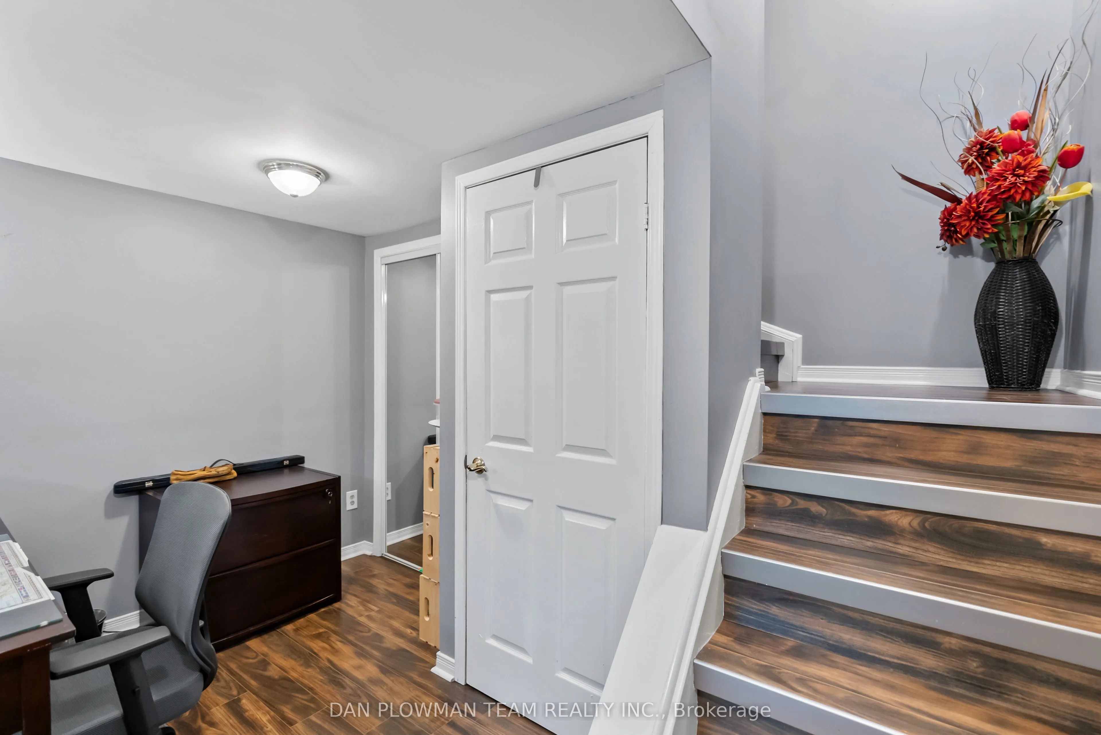 1509 Connery Crescent