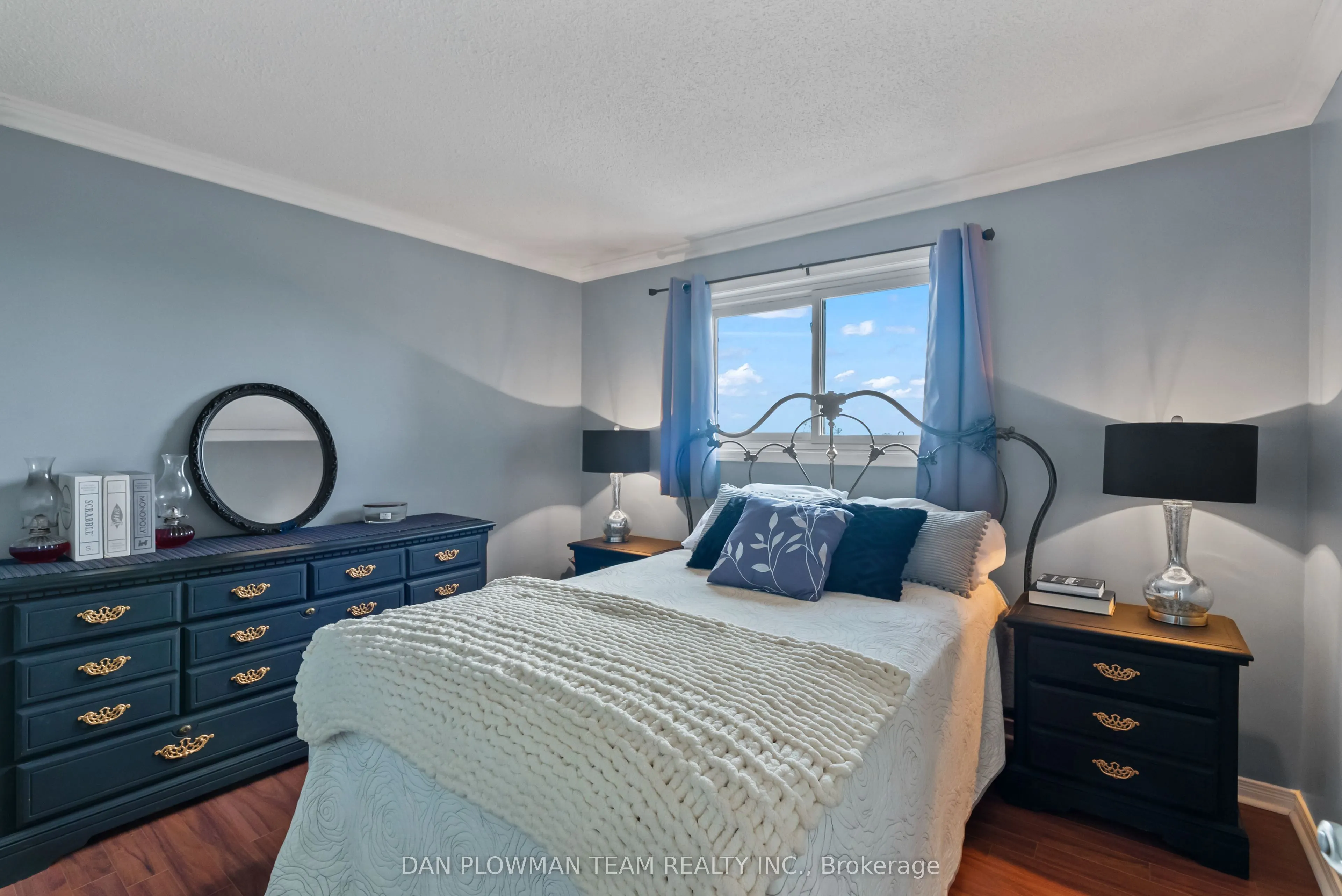 1509 Connery Crescent