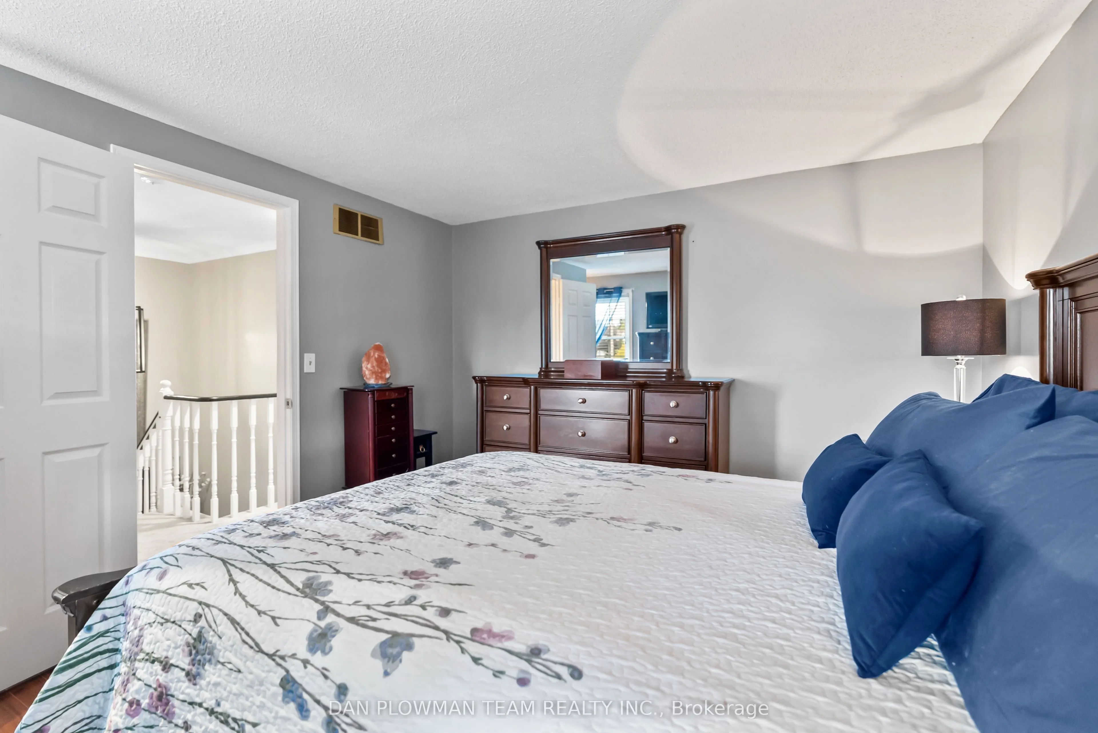 1509 Connery Crescent