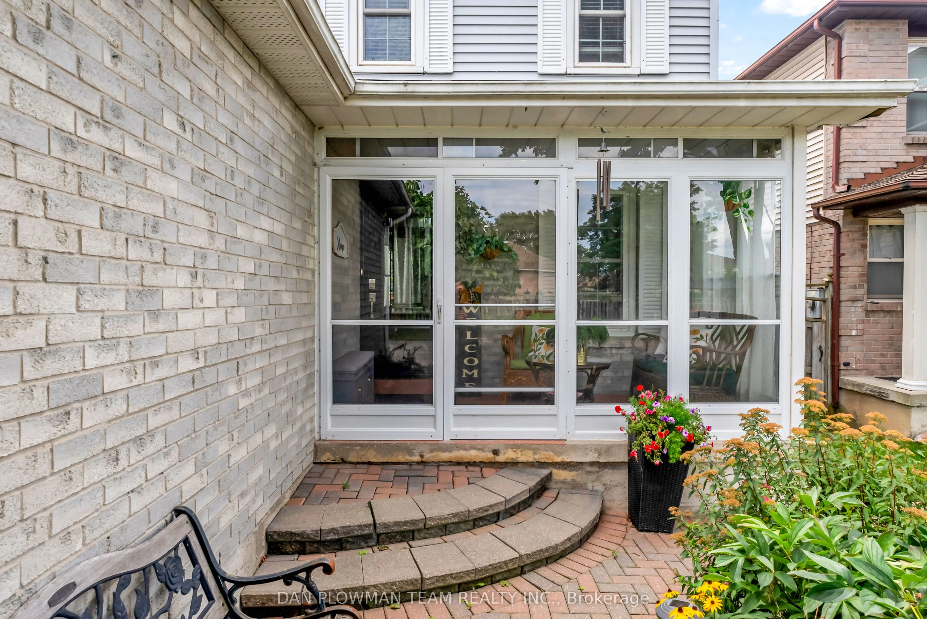 1509 Connery Crescent
