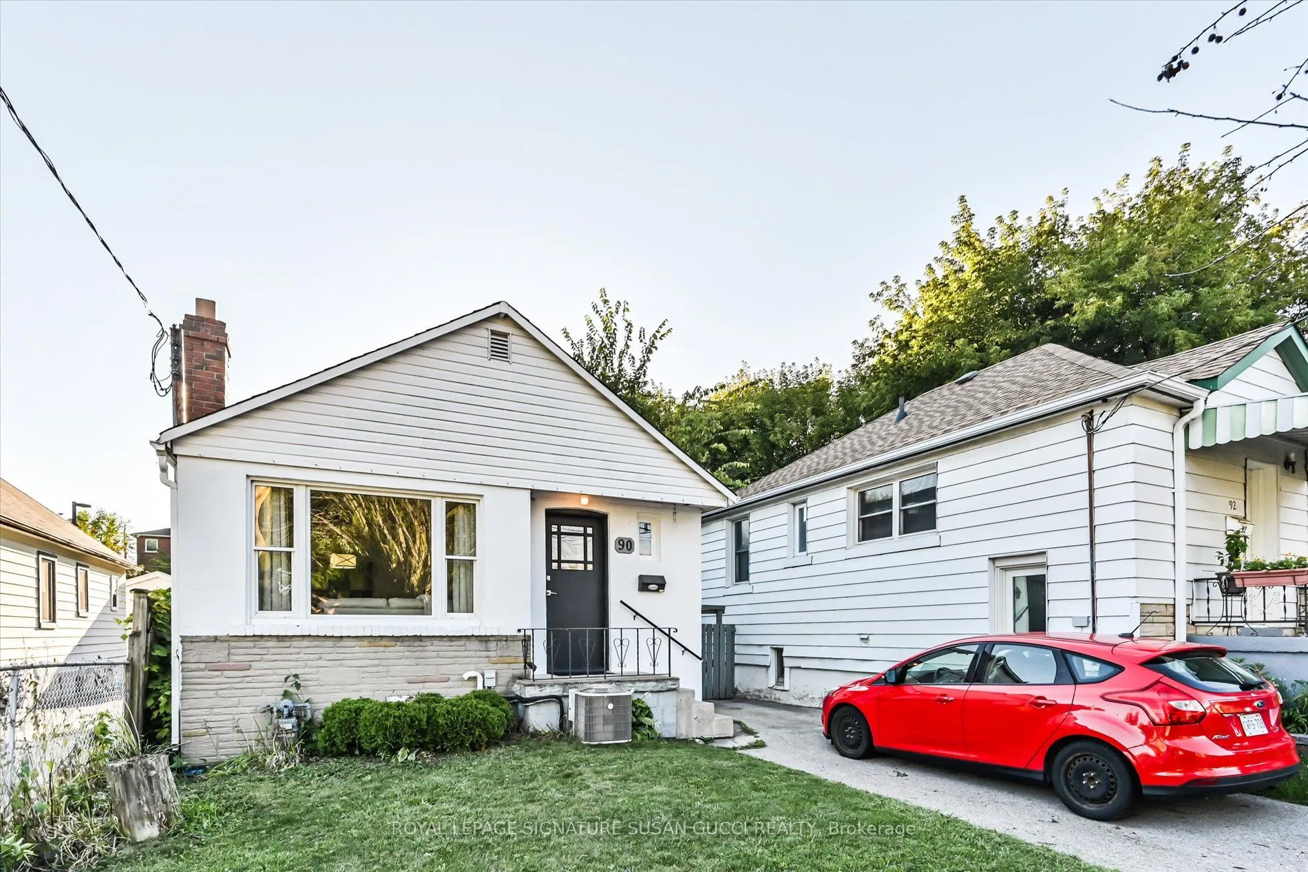 90 Meighen Avenue