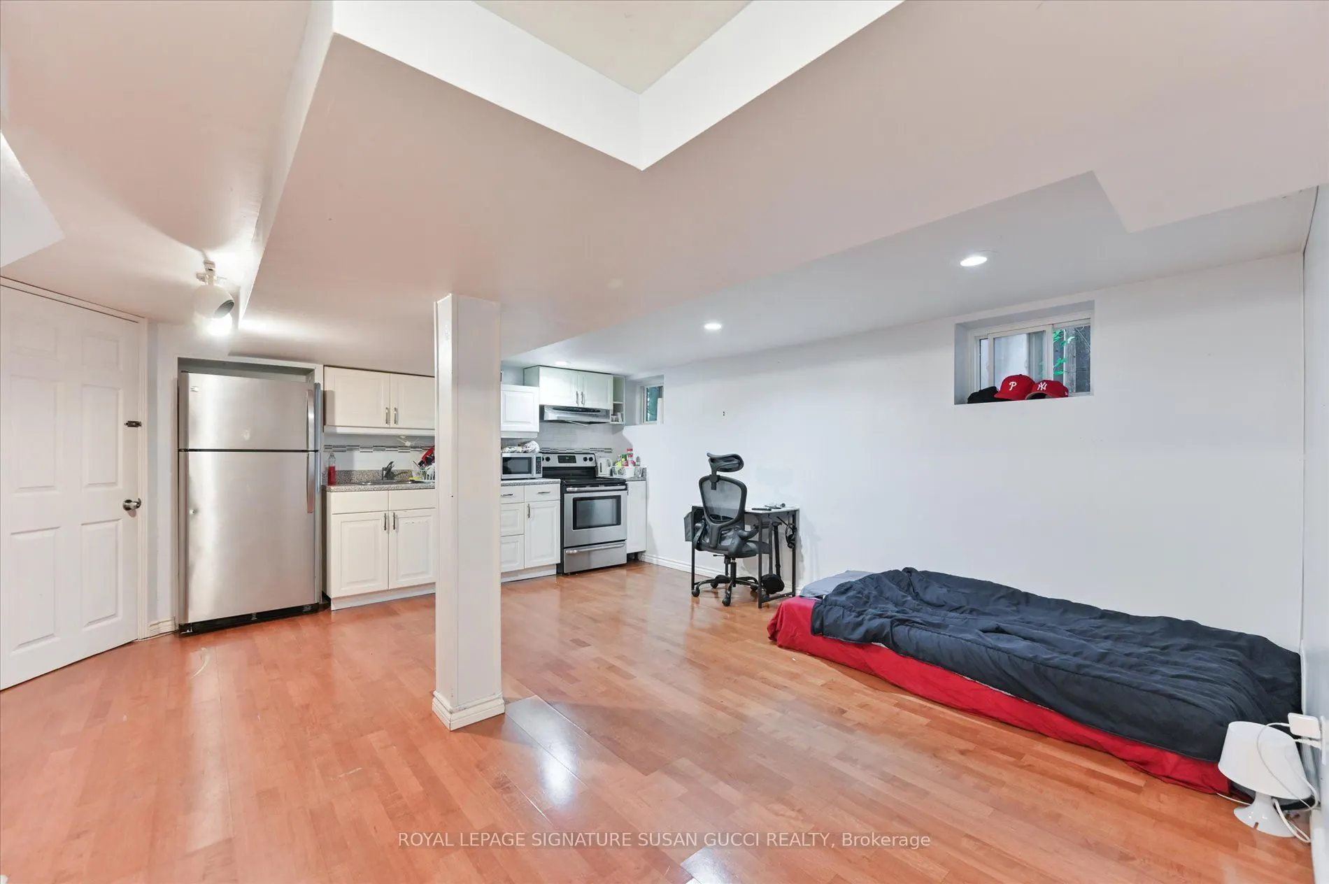 90 Meighen Avenue