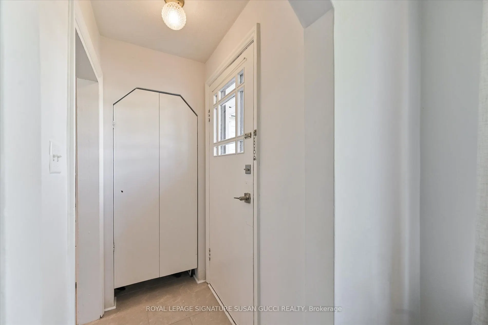 90 Meighen Avenue