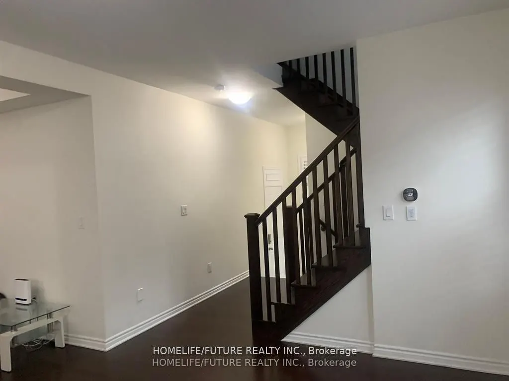 32 Kilmarnock Crescent