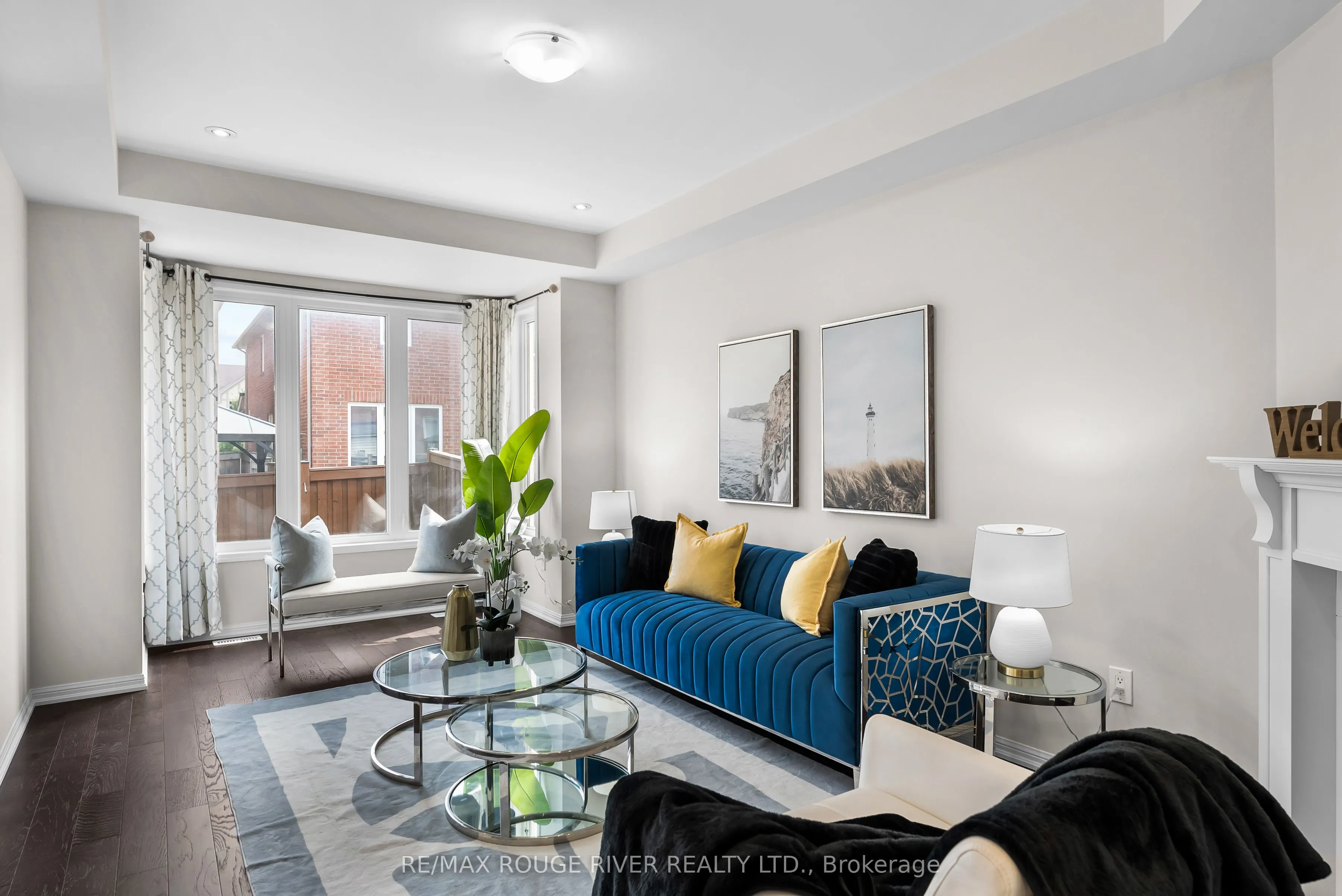 1862 Parkhurst Crescent