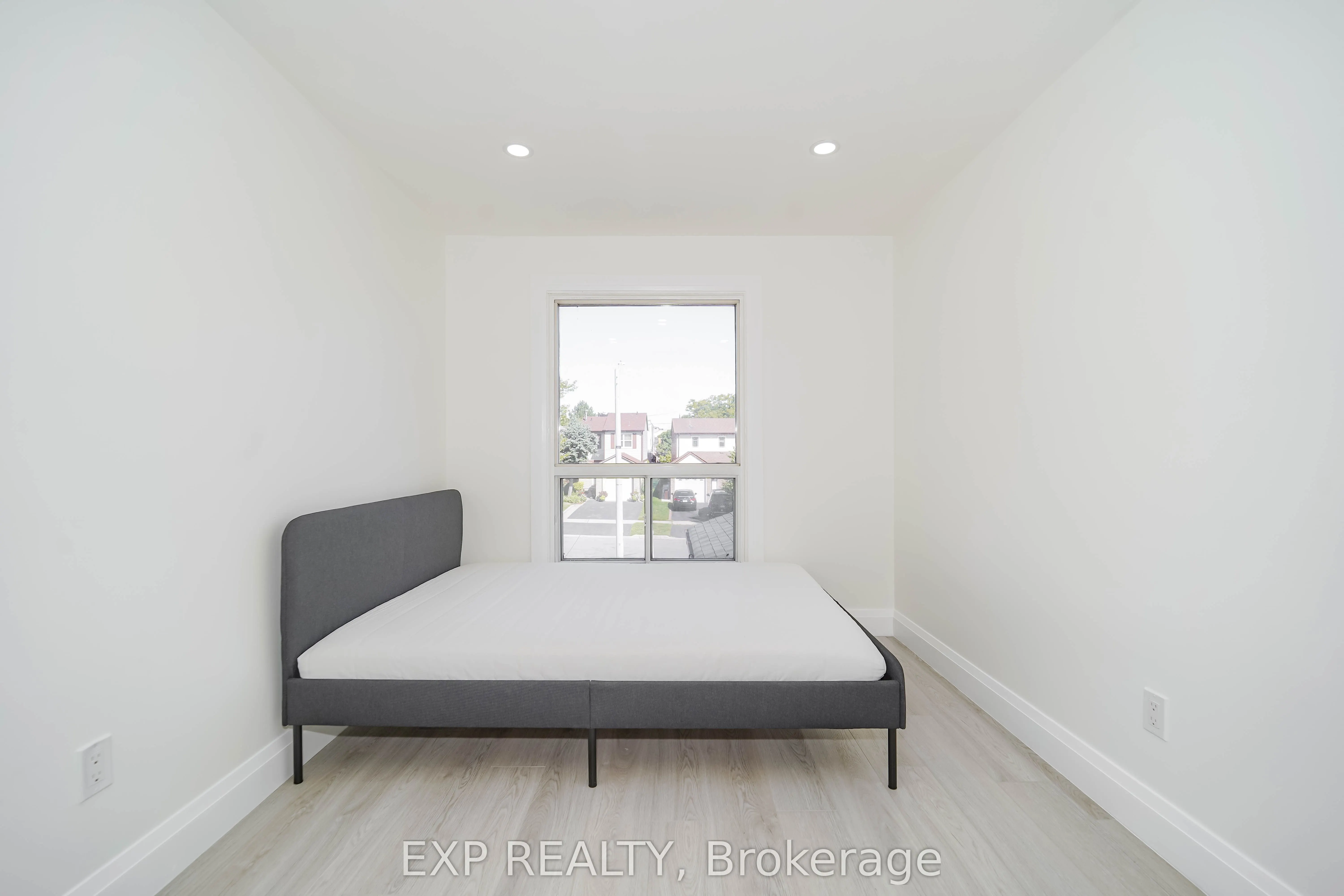 25 Nabob Crescent