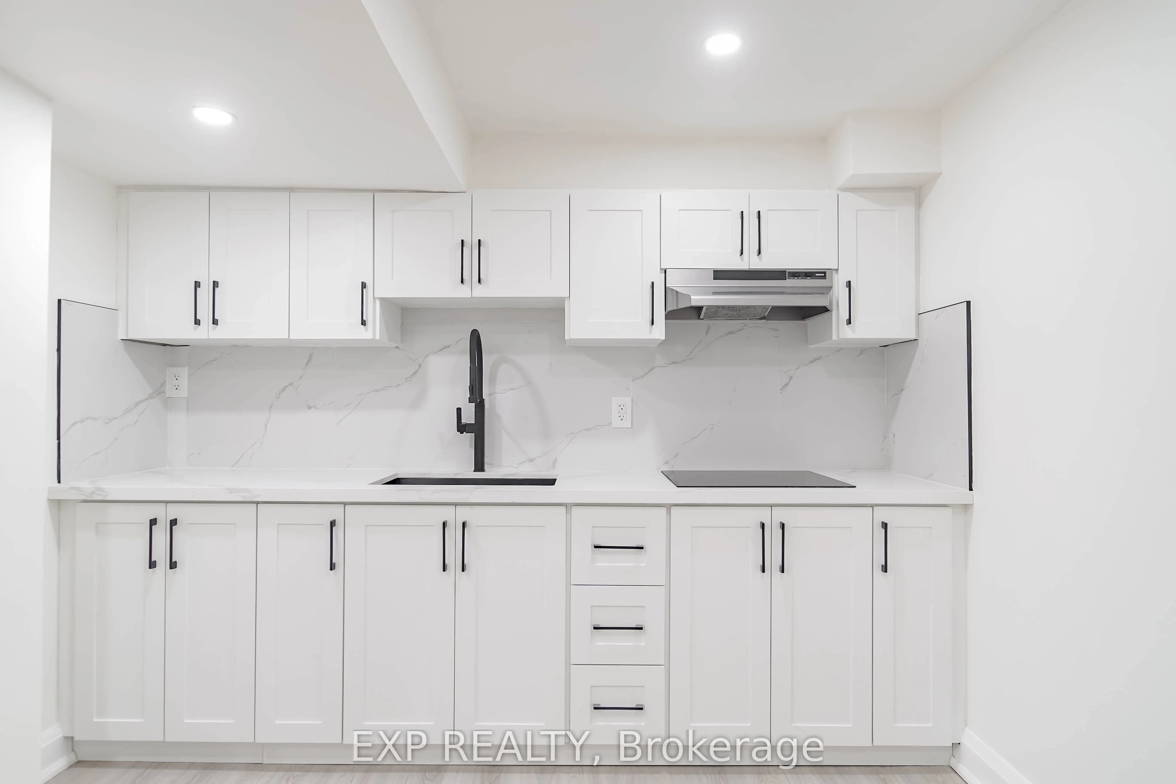 25 Nabob Crescent