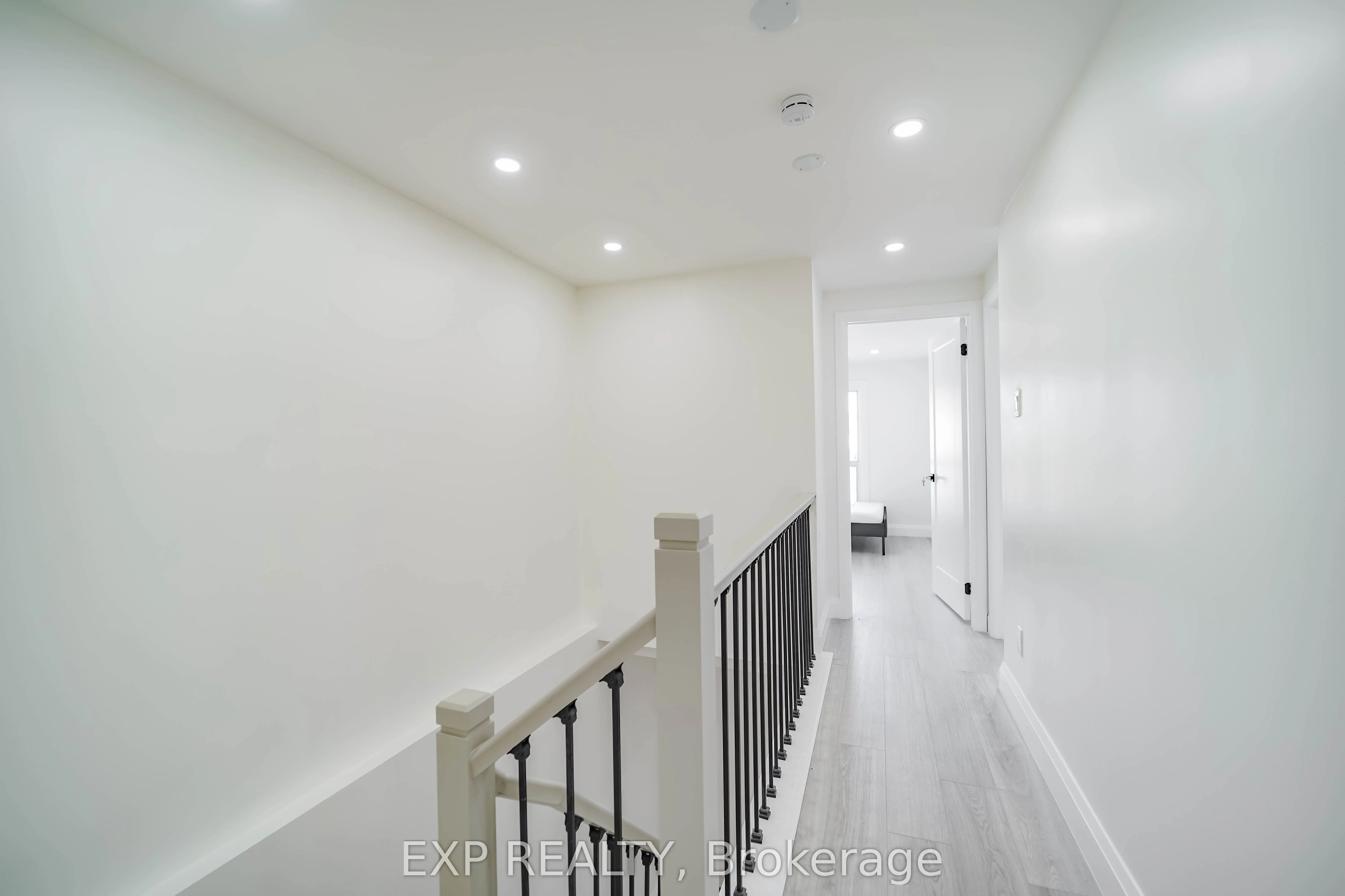 25 Nabob Crescent