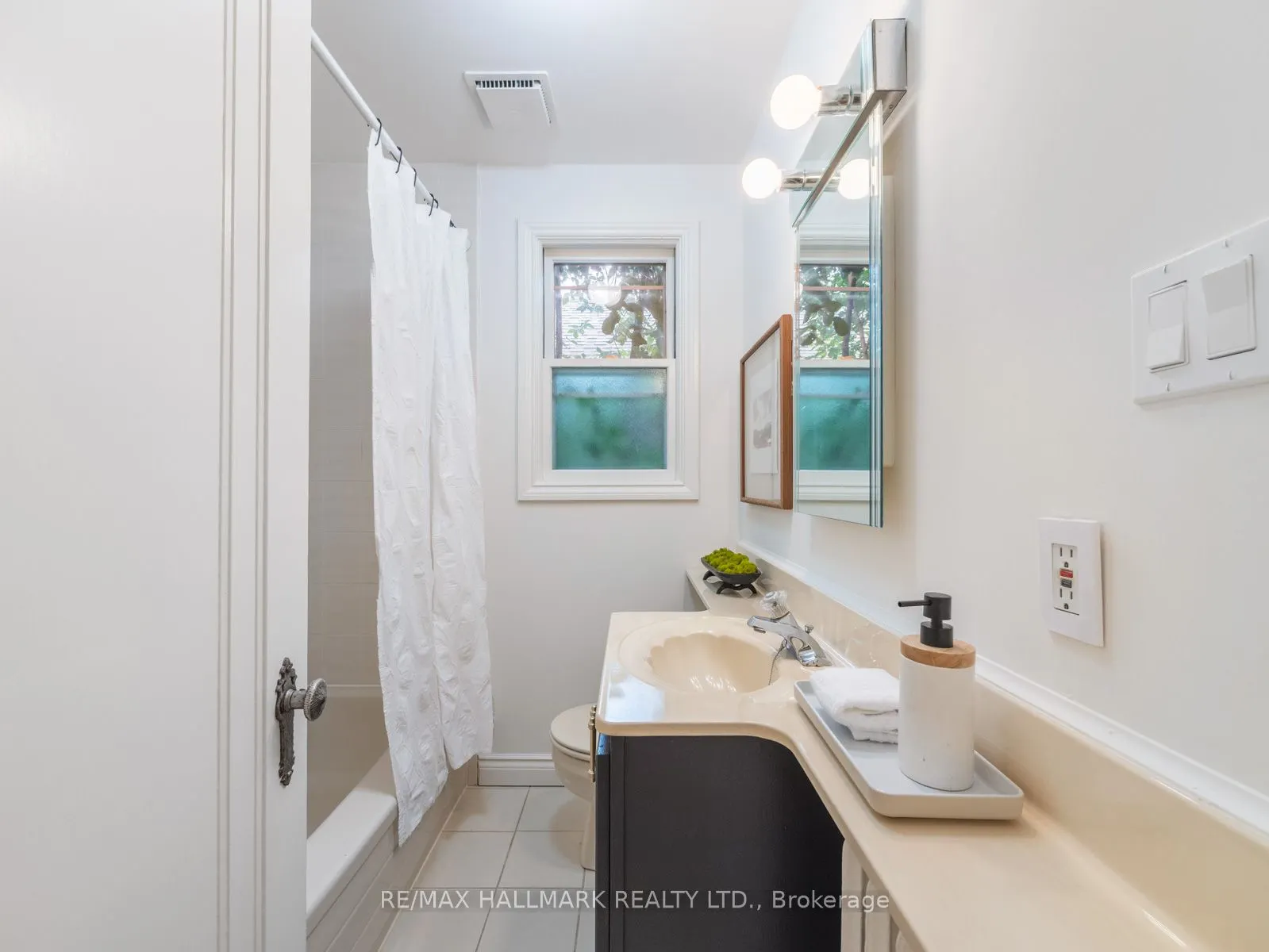 11 Briar Dale Boulevard