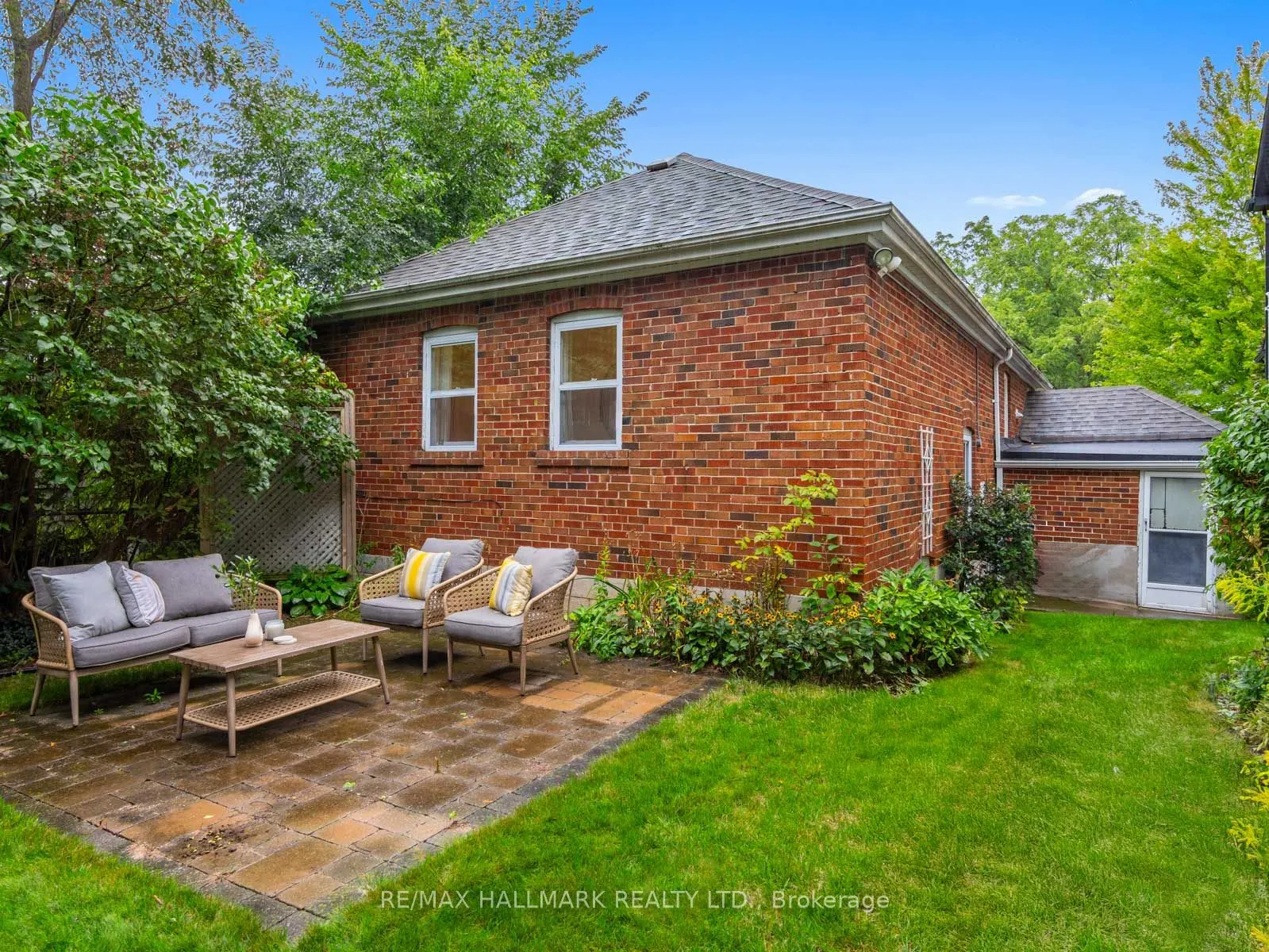 11 Briar Dale Boulevard