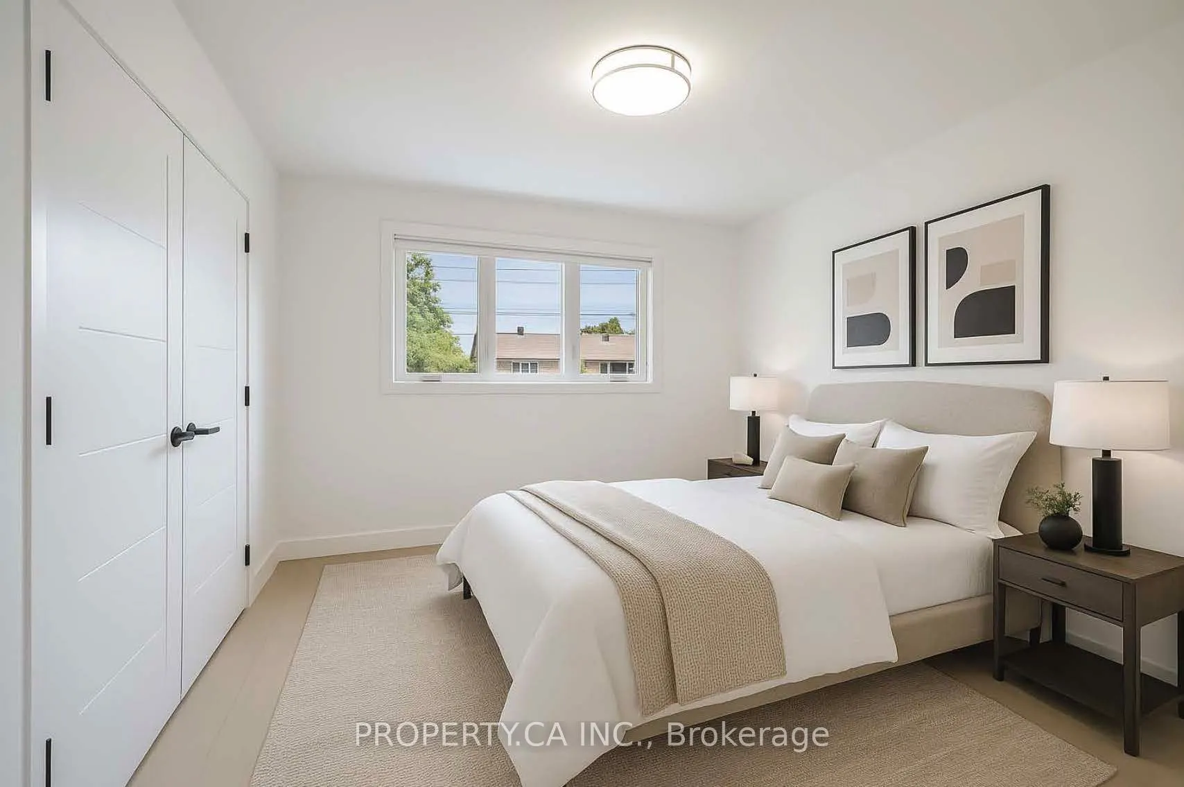 33 Moorecroft Crescent