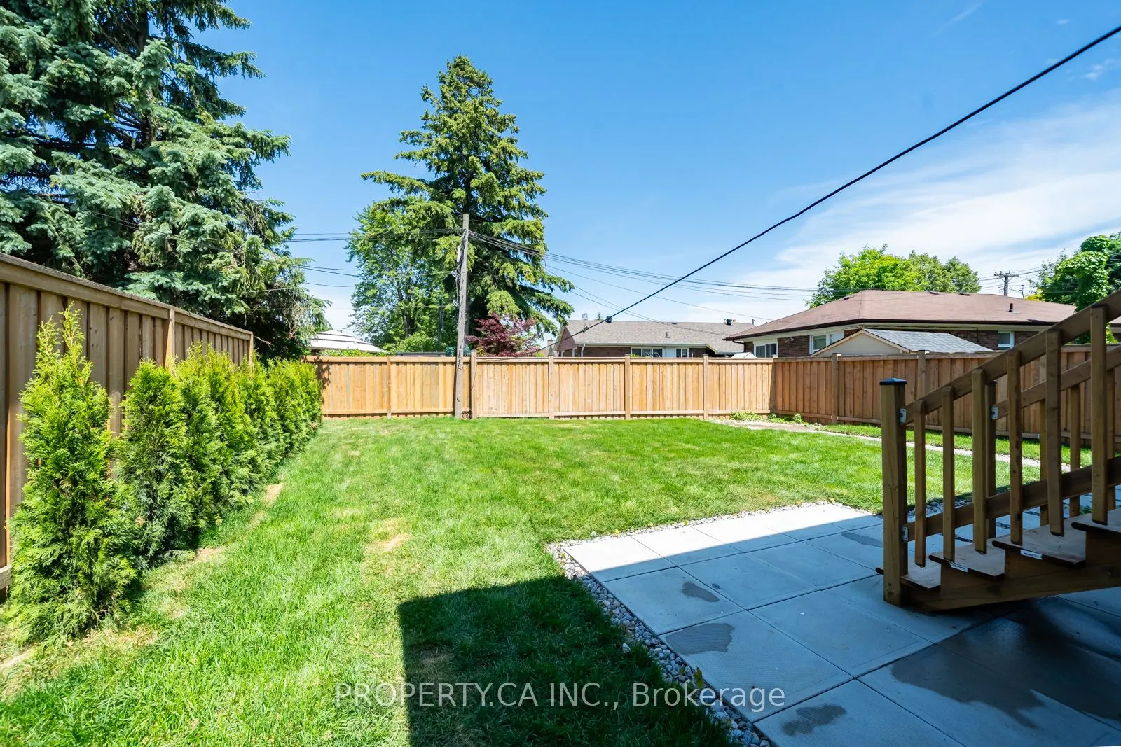33 Moorecroft Crescent
