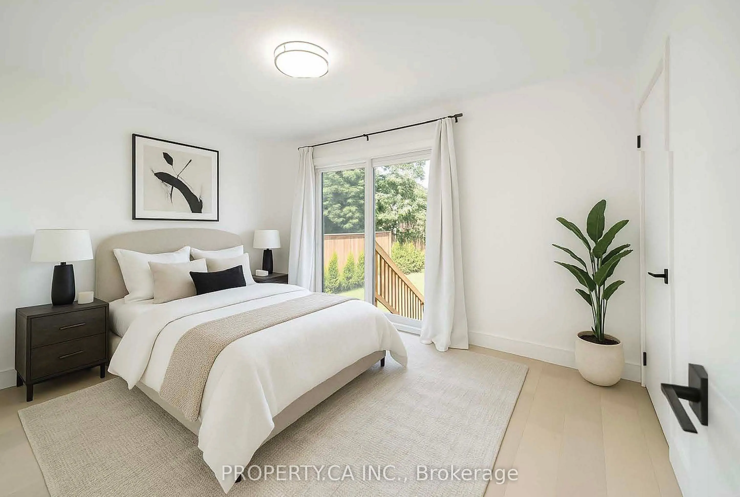 33 Moorecroft Crescent