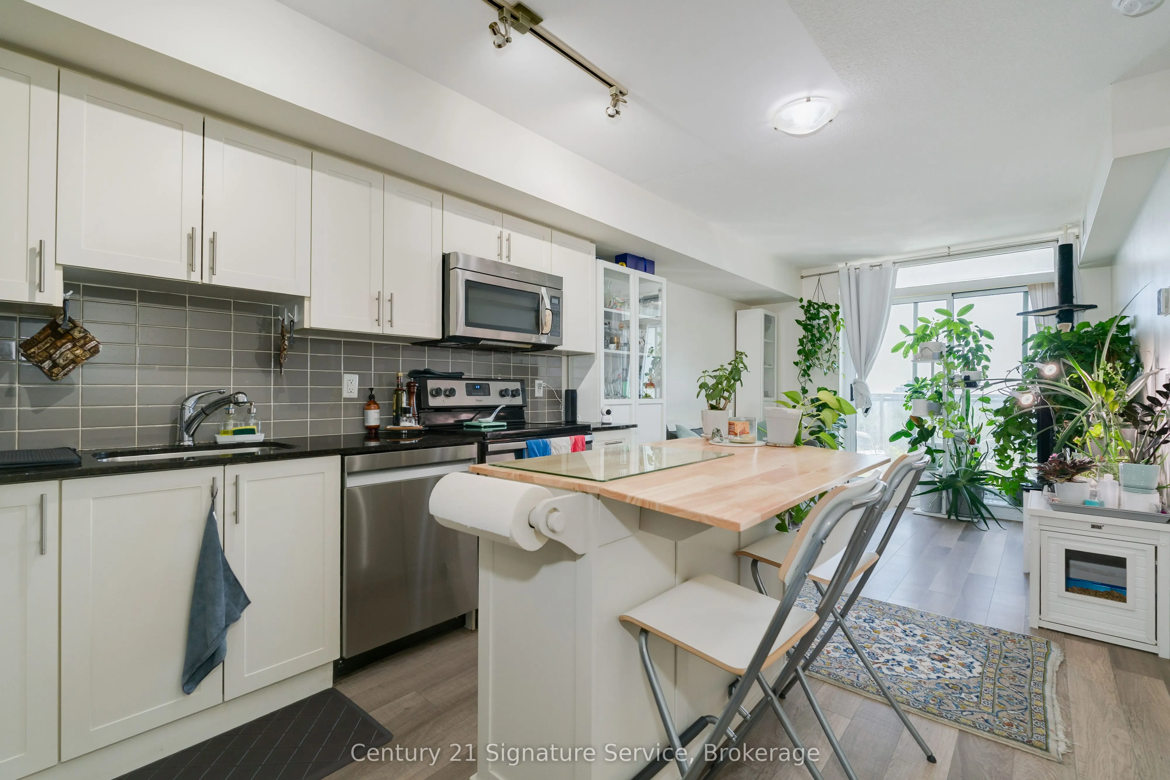 3520 Danforth Avenue, #609
