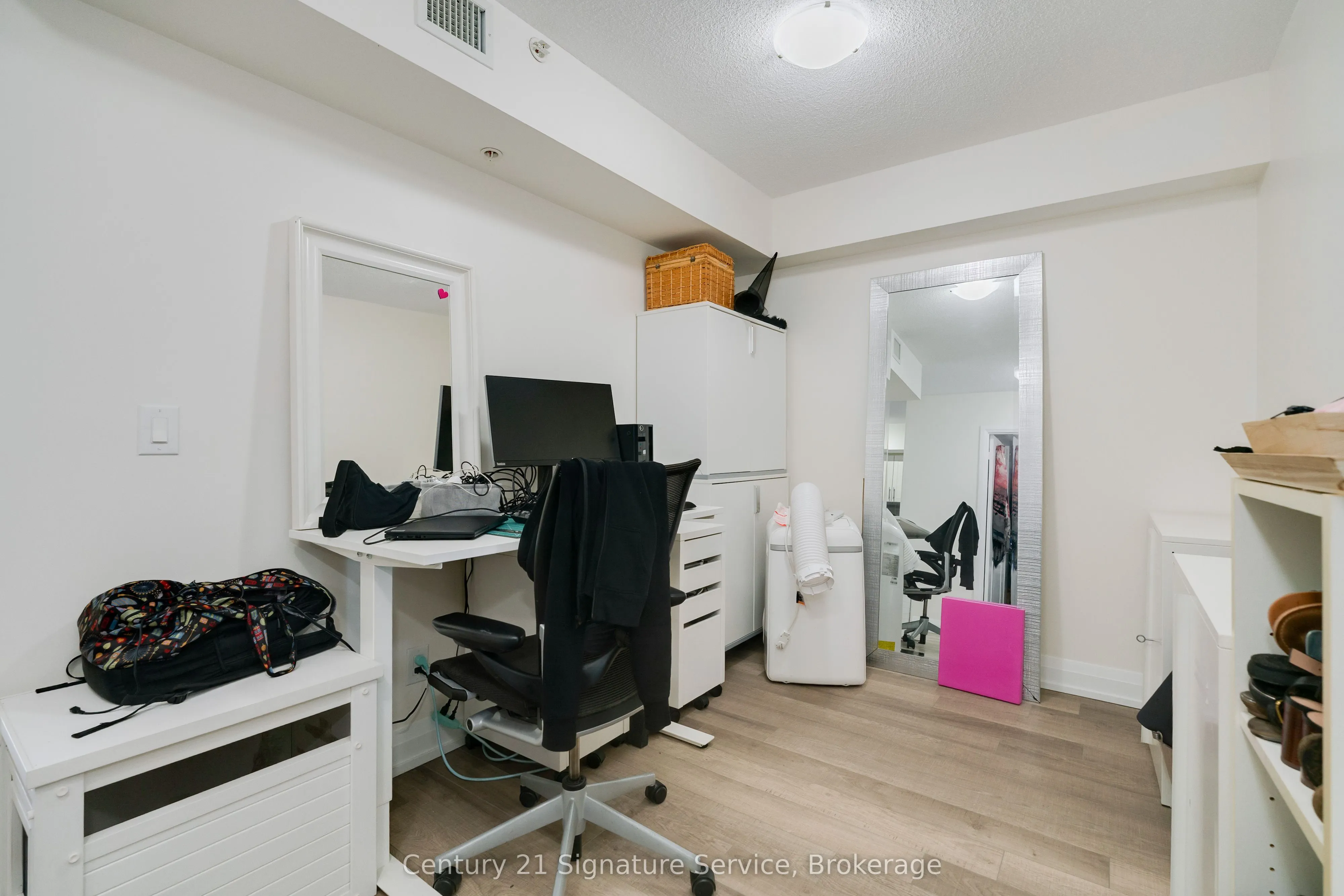 3520 Danforth Avenue, #609