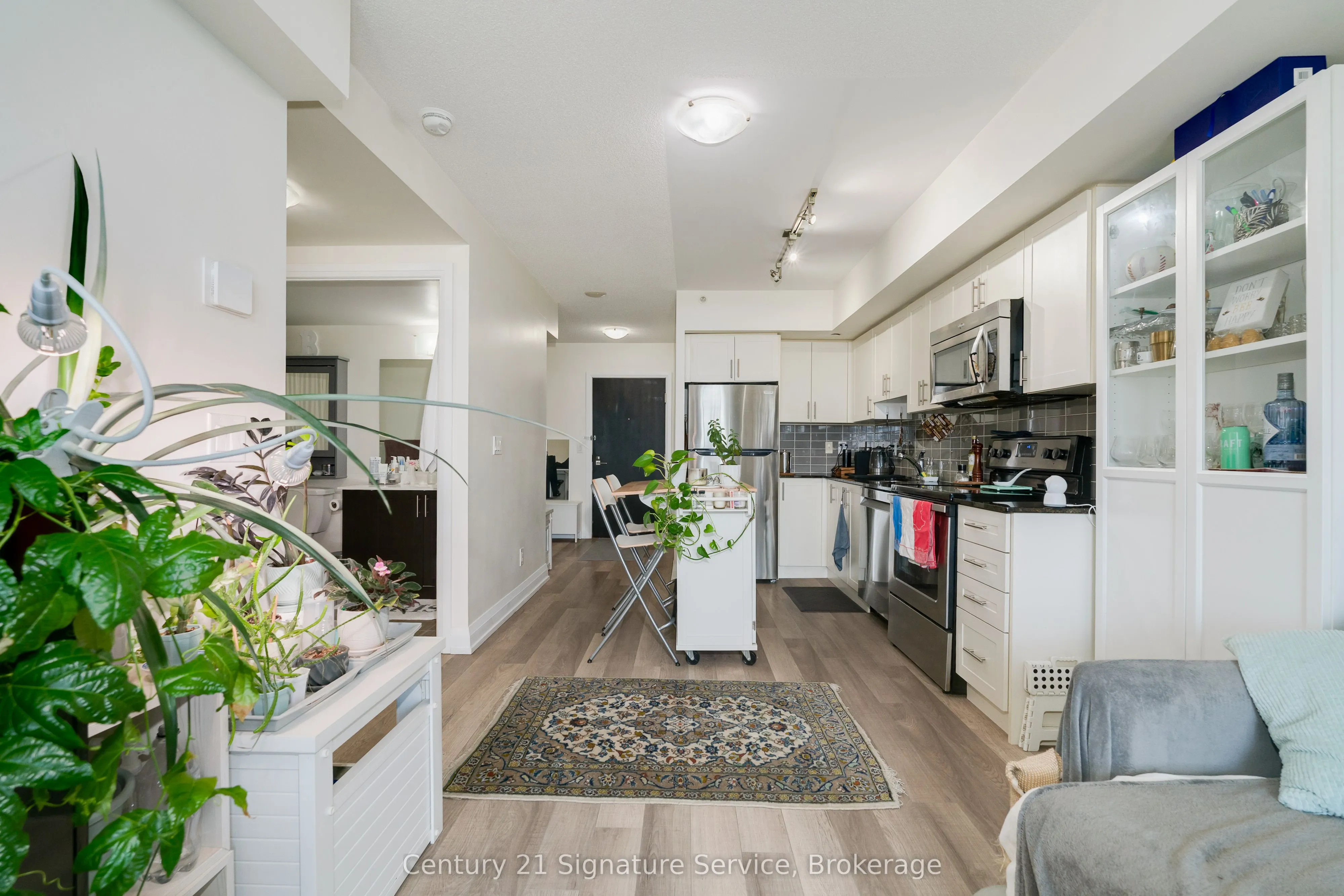 3520 Danforth Avenue, #609